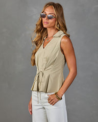 Lasting Edit Pleated Waist Tie Blouse
