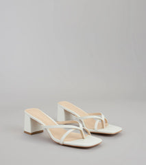 Can’t Talk, Busy Strutting Block Heel Mules