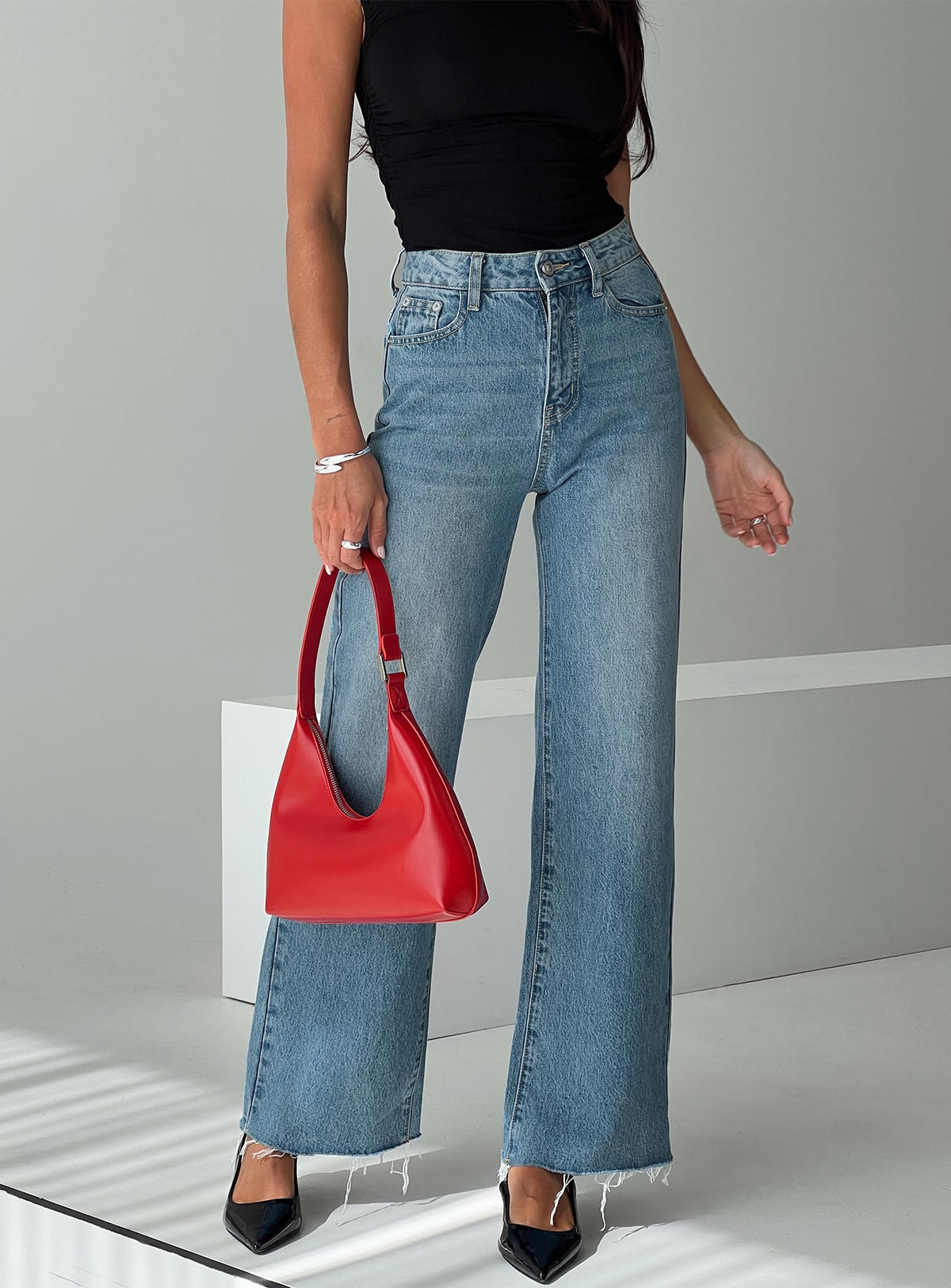 Henesey Raw Hem Jeans Mid Wash Tall
