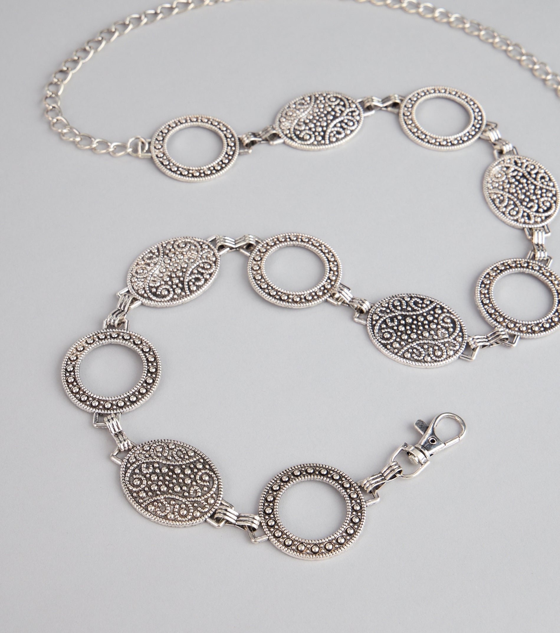 Gilded Era Textured Concho Chain Belt