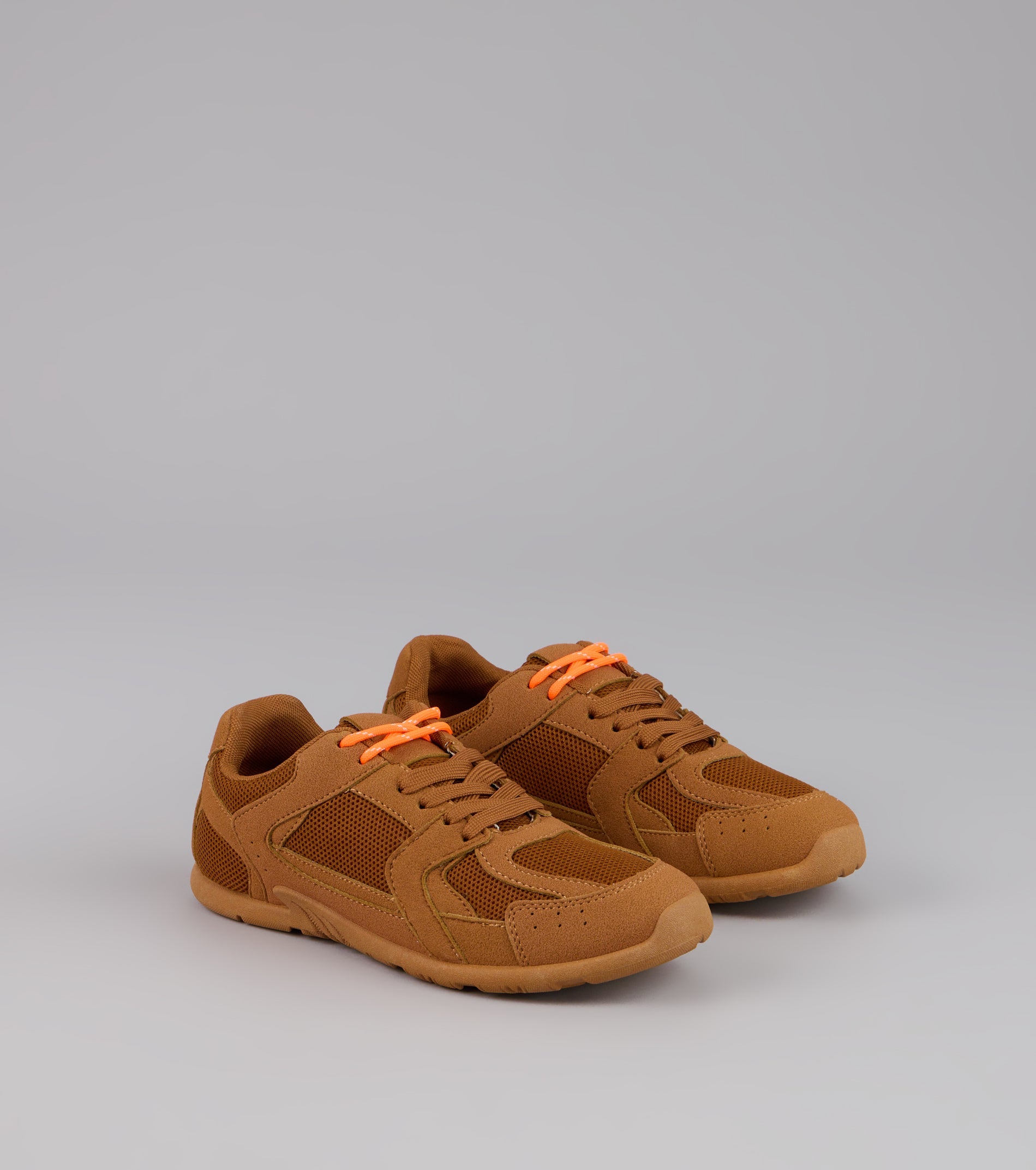 Street Ease Mesh Trim Sneakers