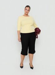 Samaira Capri Pant Black Curve