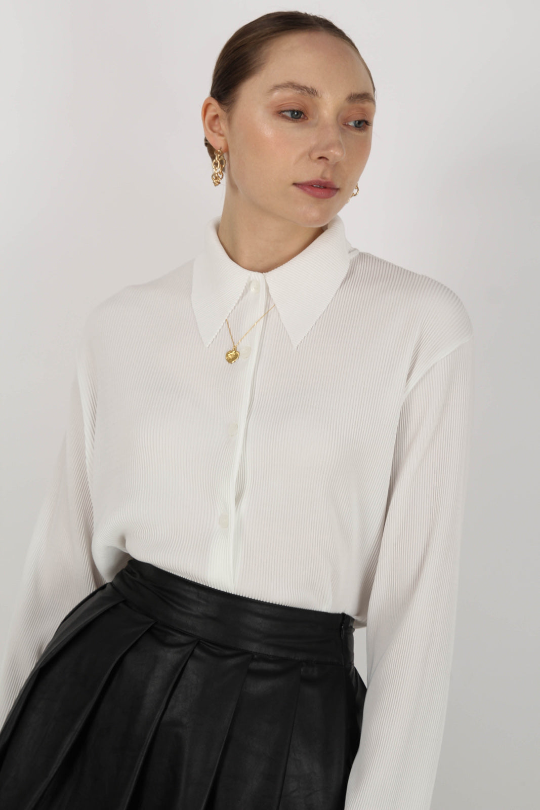 White micro pleated long sleeved shirt
