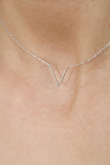 Charm necklace - Silver plunging V
