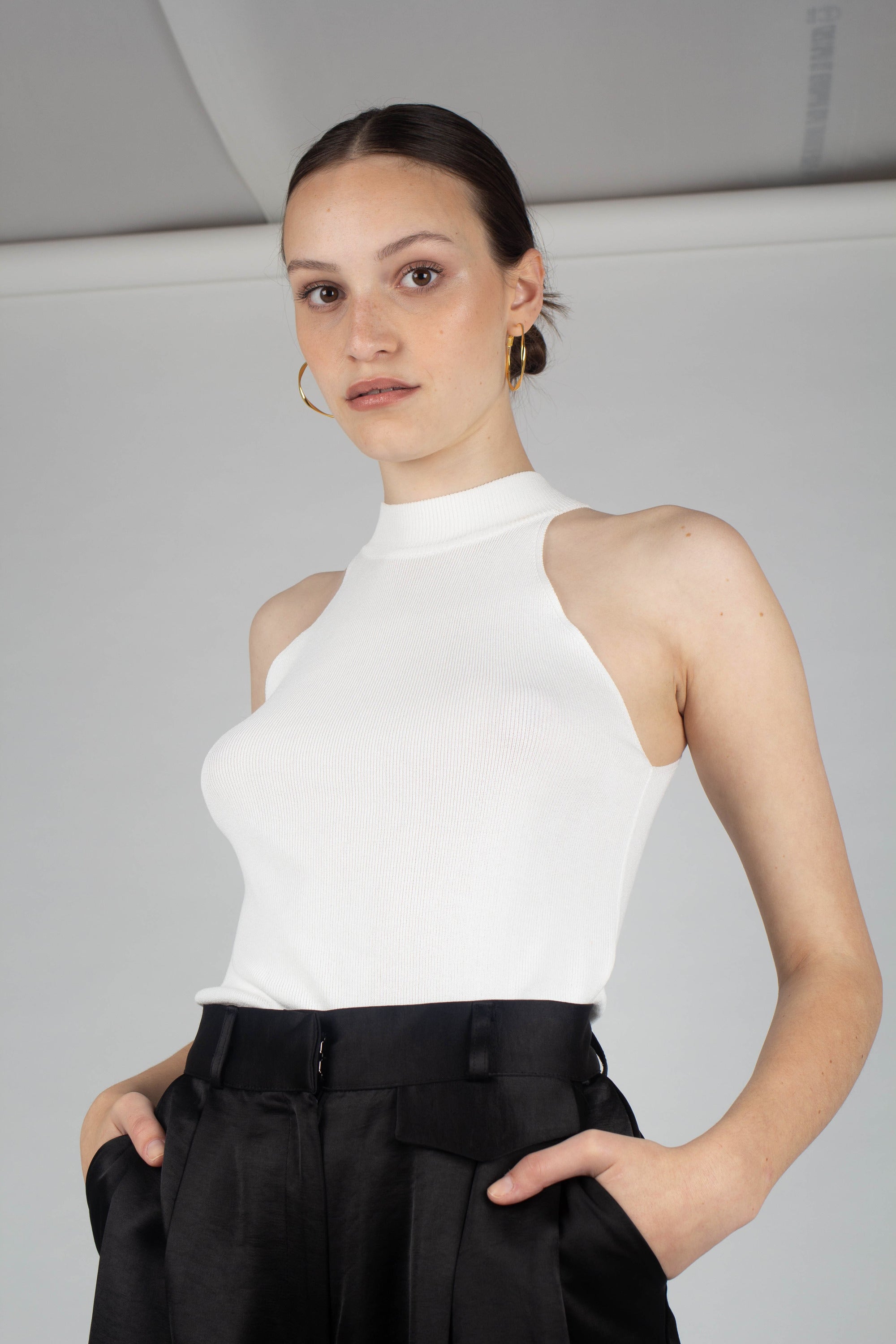 White mock neck sleeveless tank