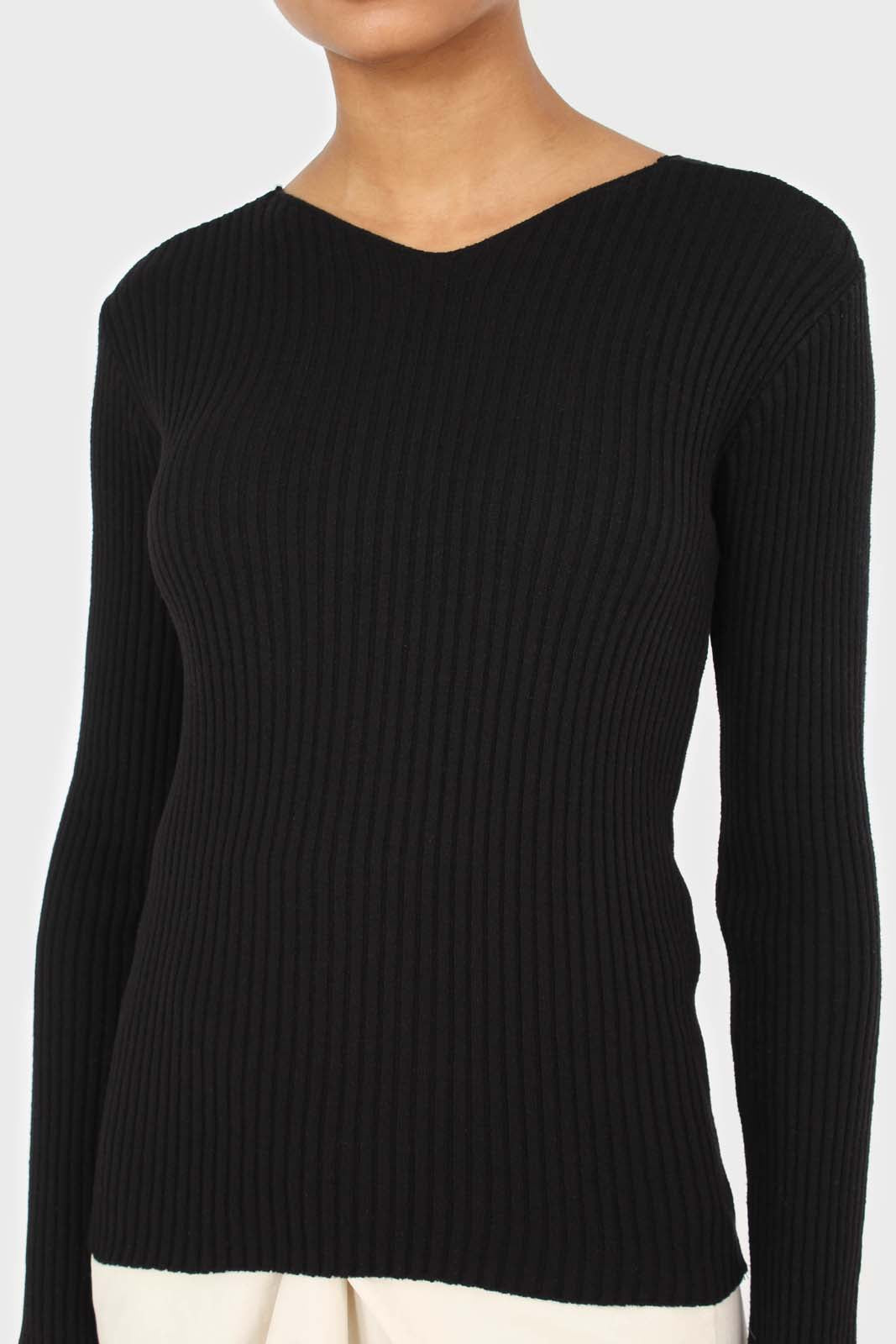 Black ribbed double V fitted knit top