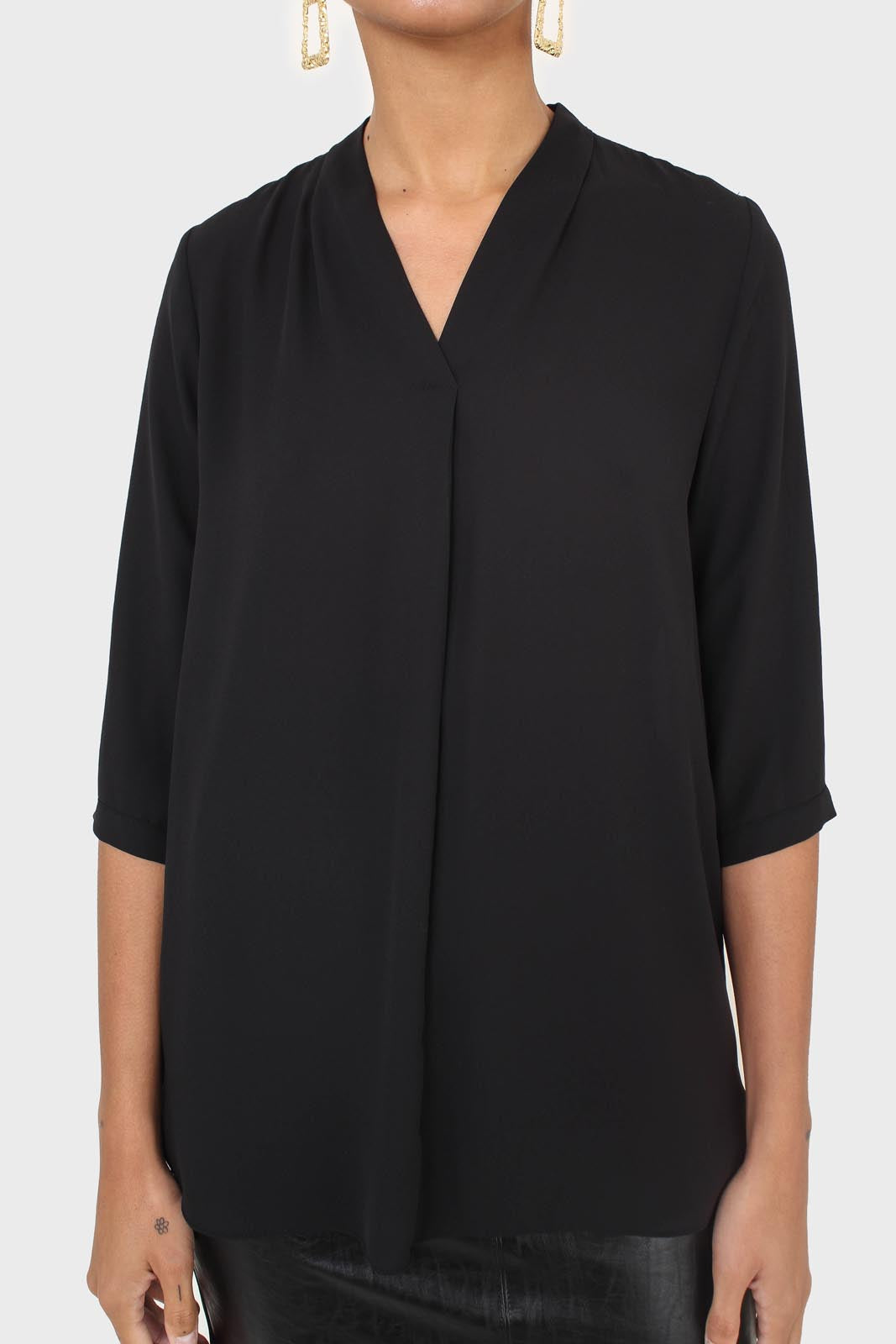 Black classic deep V blouse