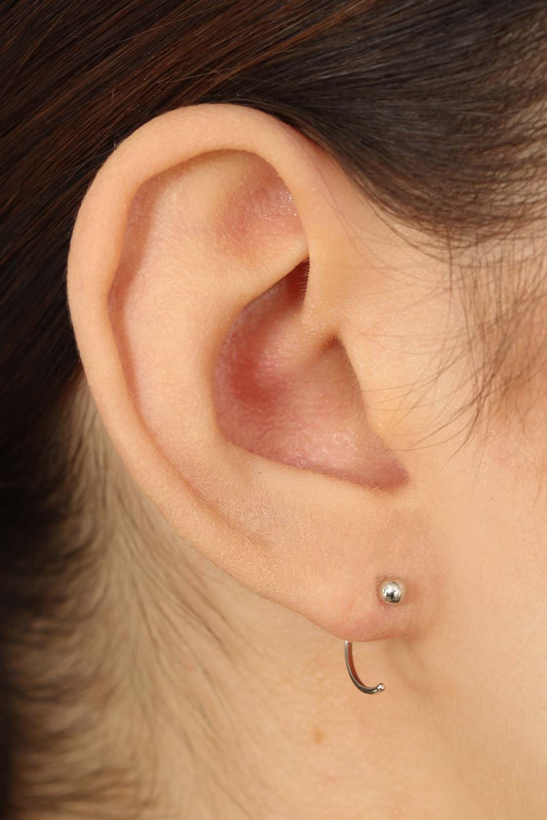 Silver ball half hoop