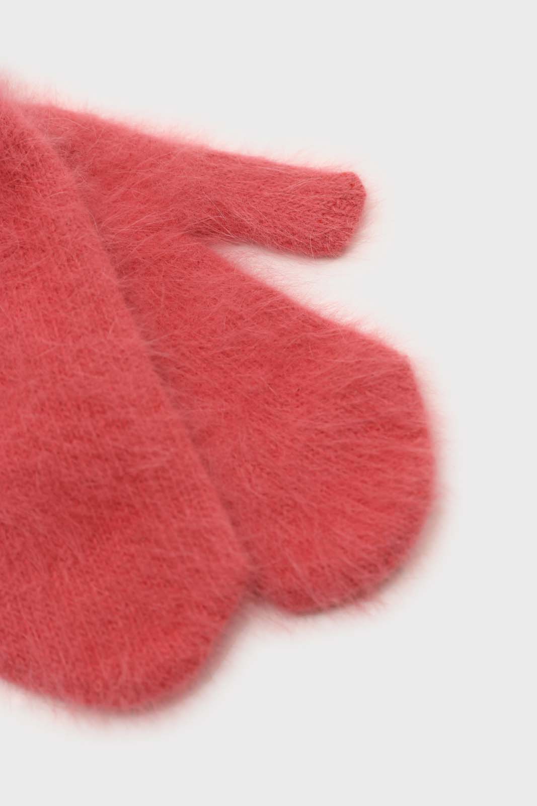 Dusty rose mohair mittens