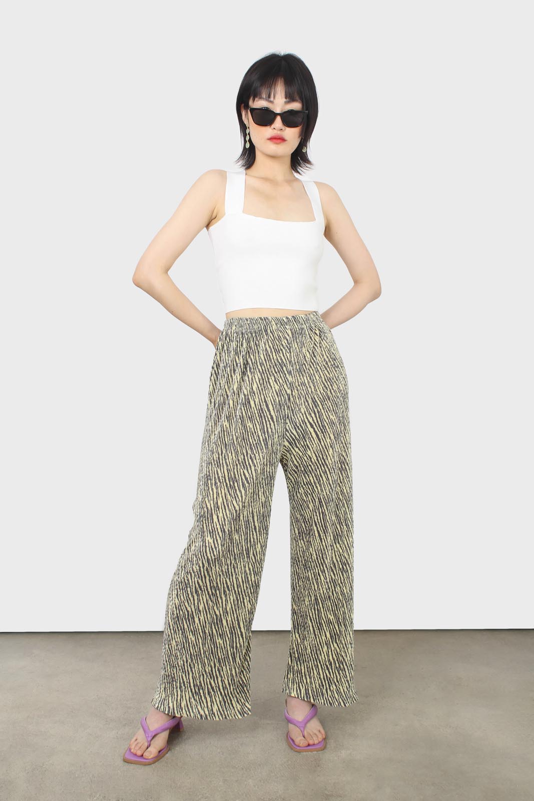 White thick strap cross back knit tank