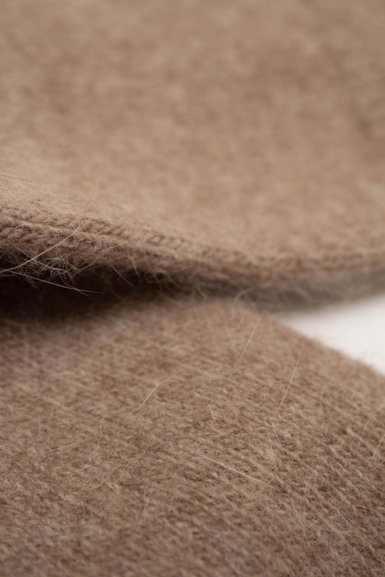 Cocoa angora smooth socks