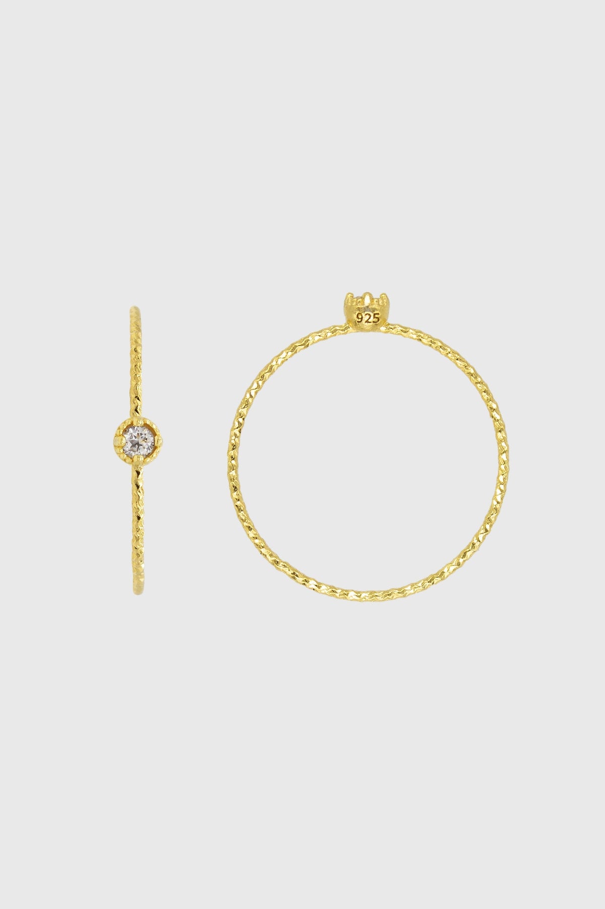Gold diamond birthstone ring / Apr