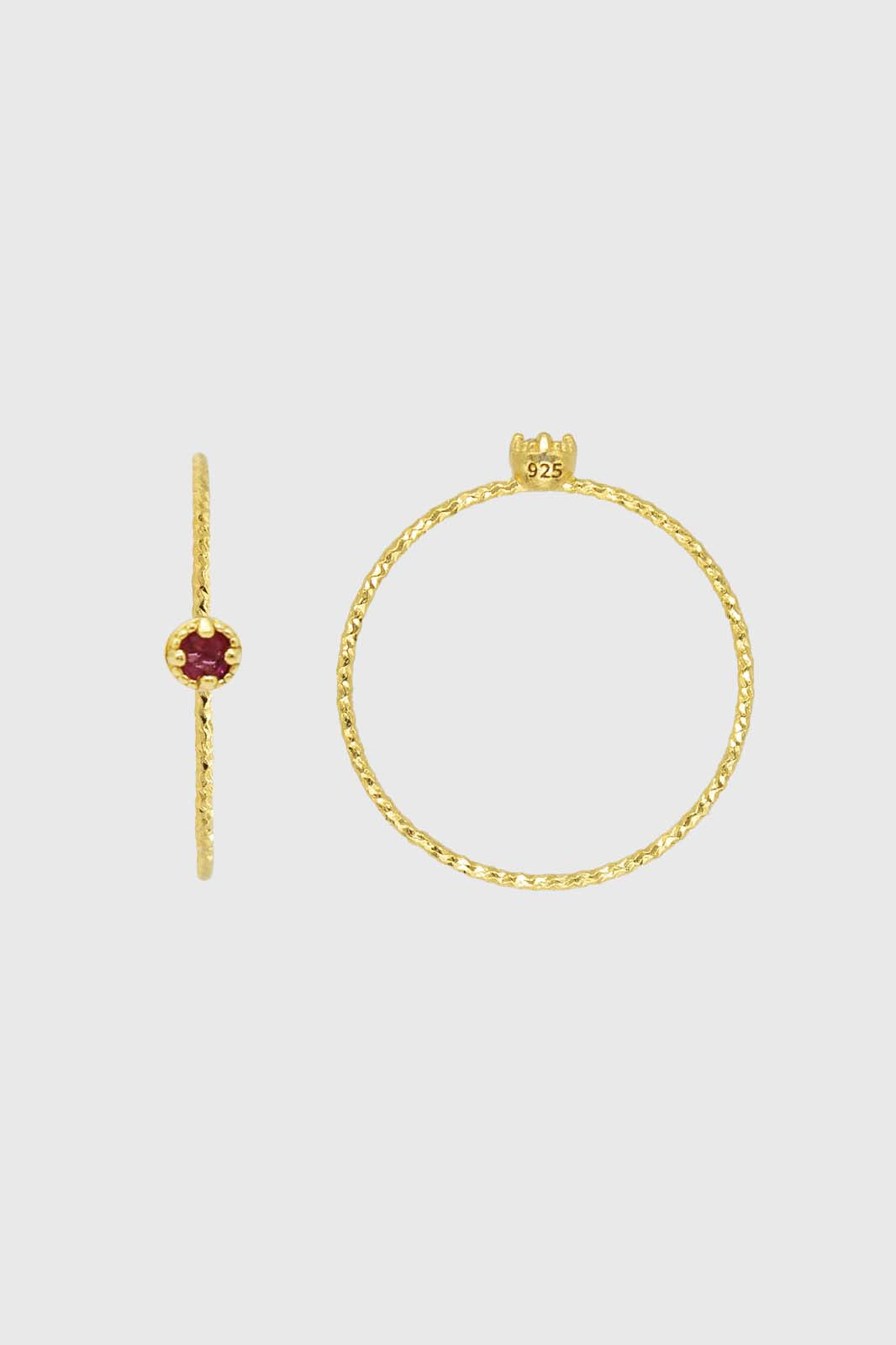 Gold ruby birthstone ring / Jul - red