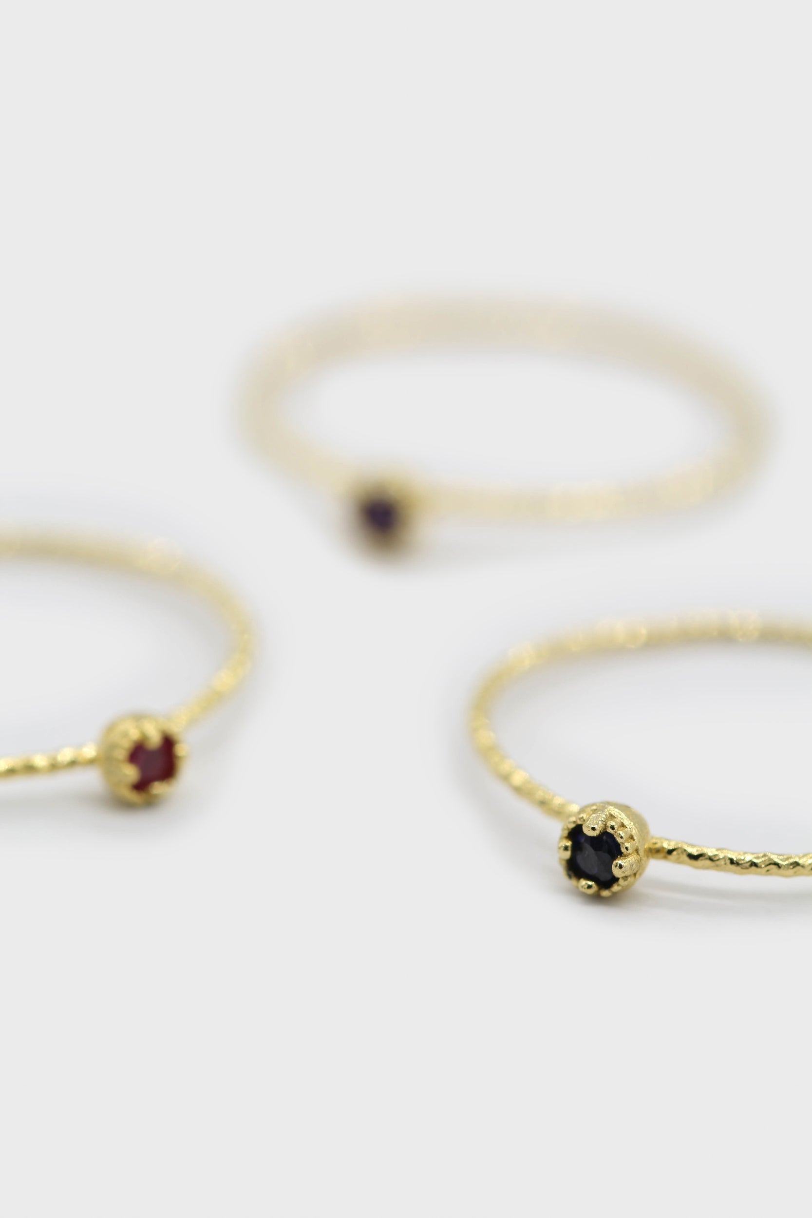 Gold genuine sapphire birthstone ring / Sep - dark blue