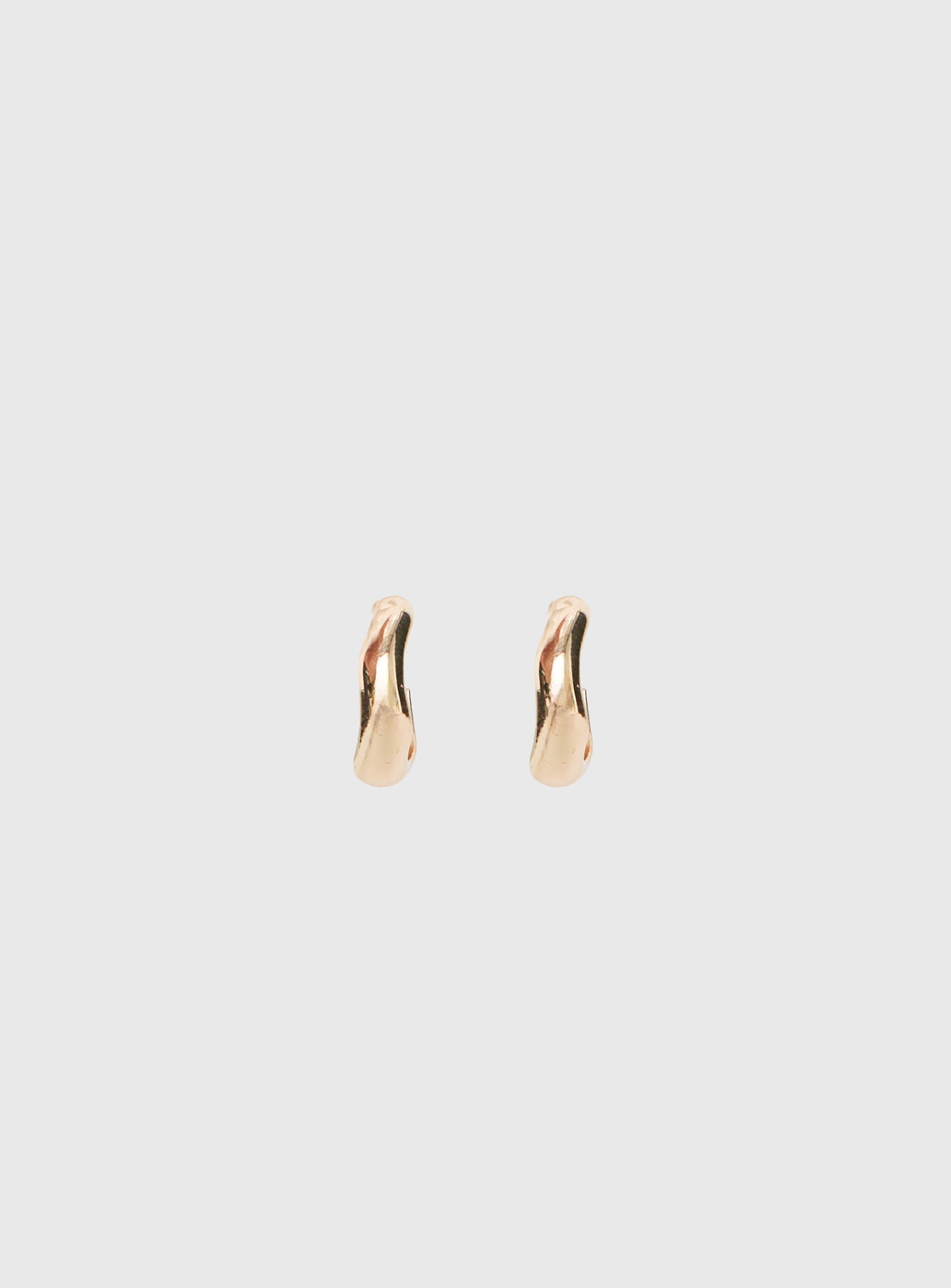 Orellia Ear Cuff Gold