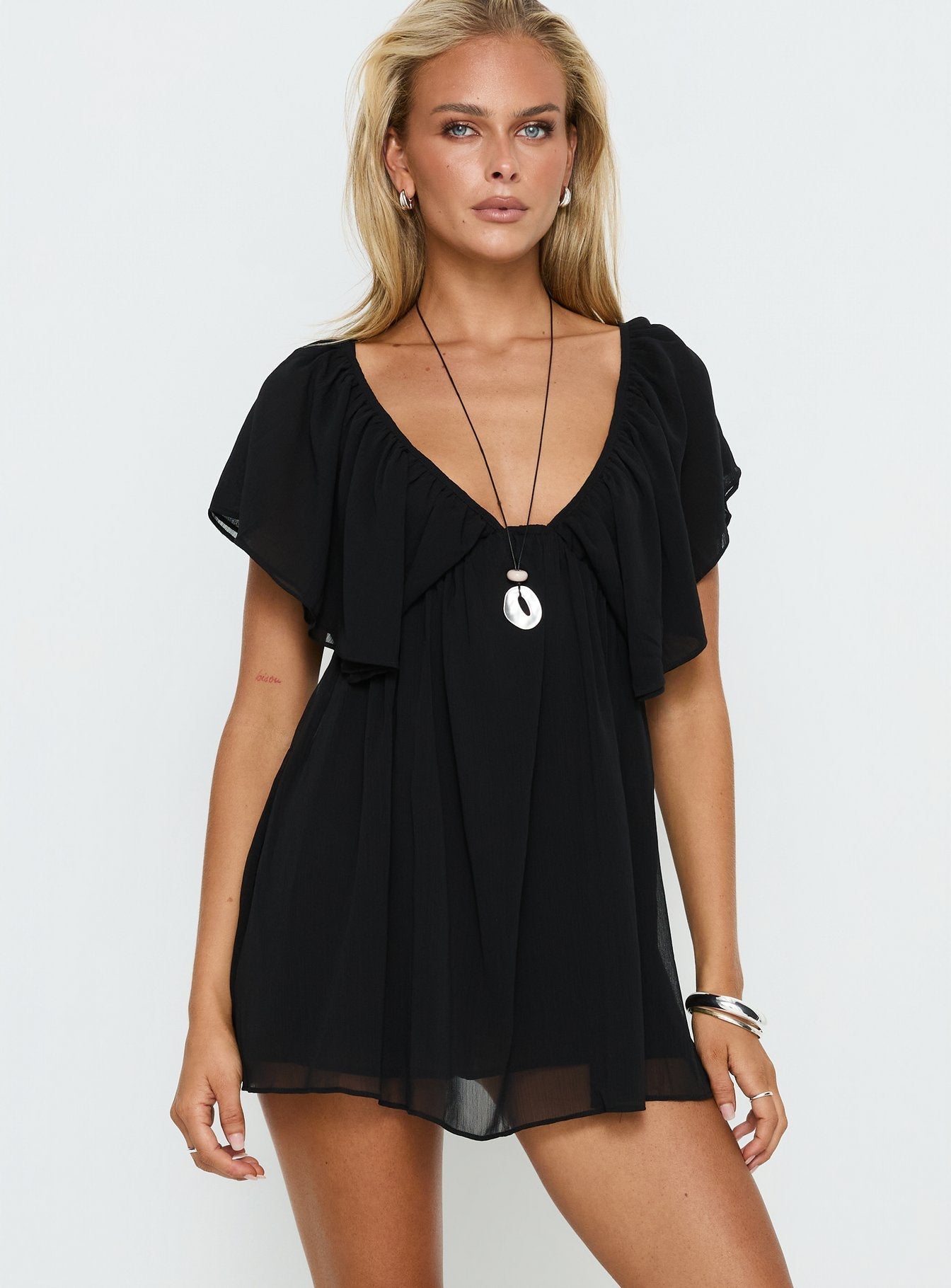 Sun Spirit Plunge Flowy Romper Black