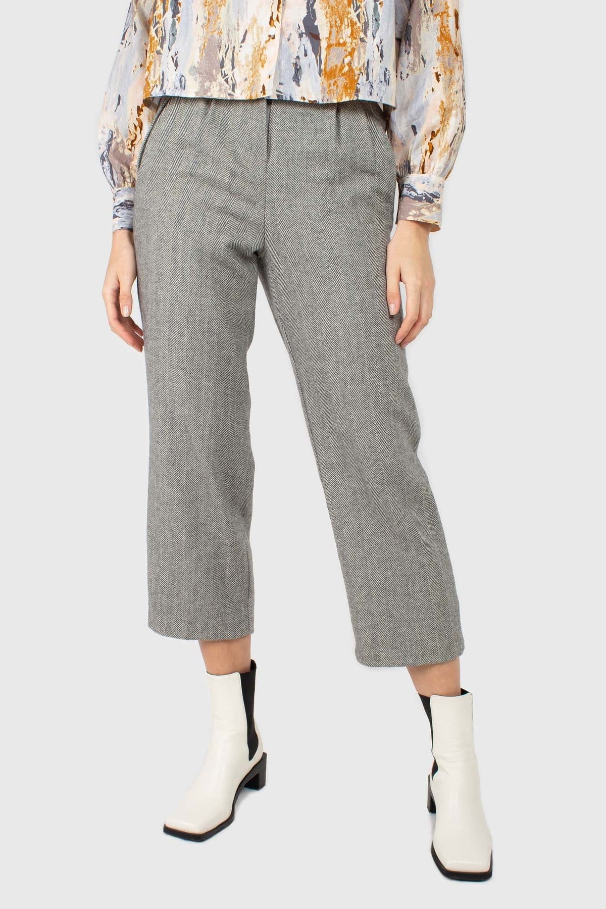 Grey herringbone belted wool trousers