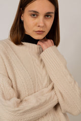 Beige V cable loose fit jumper