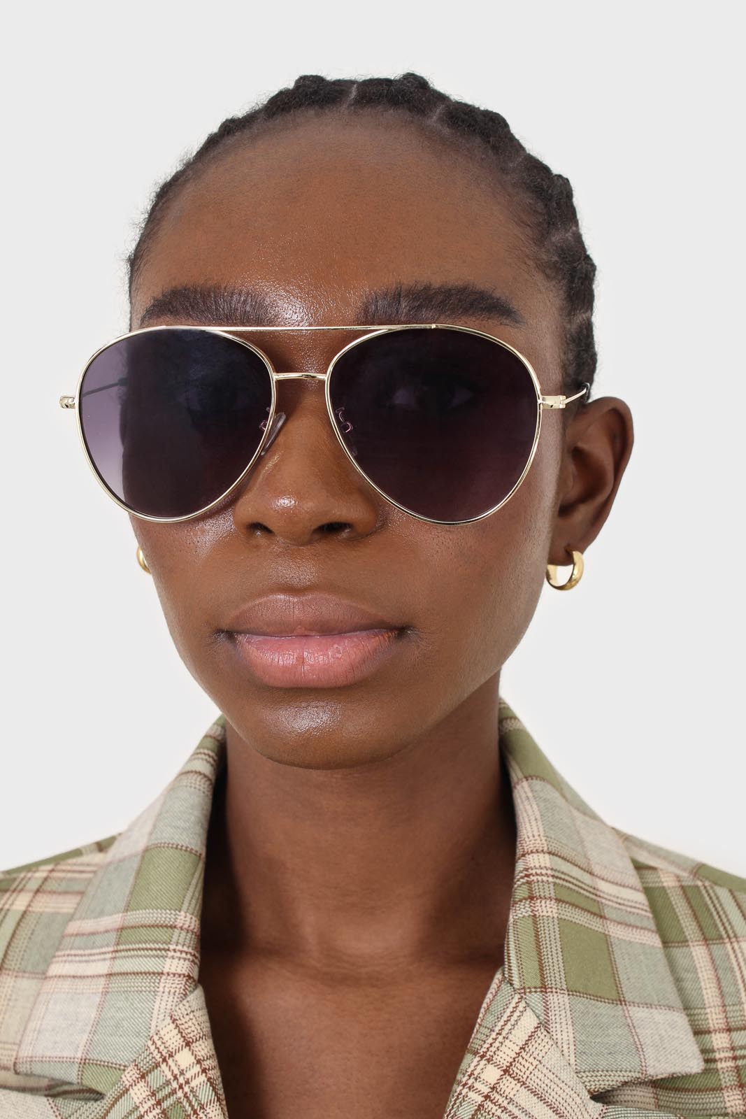 Gold frame black lens classic aviator sunglasses