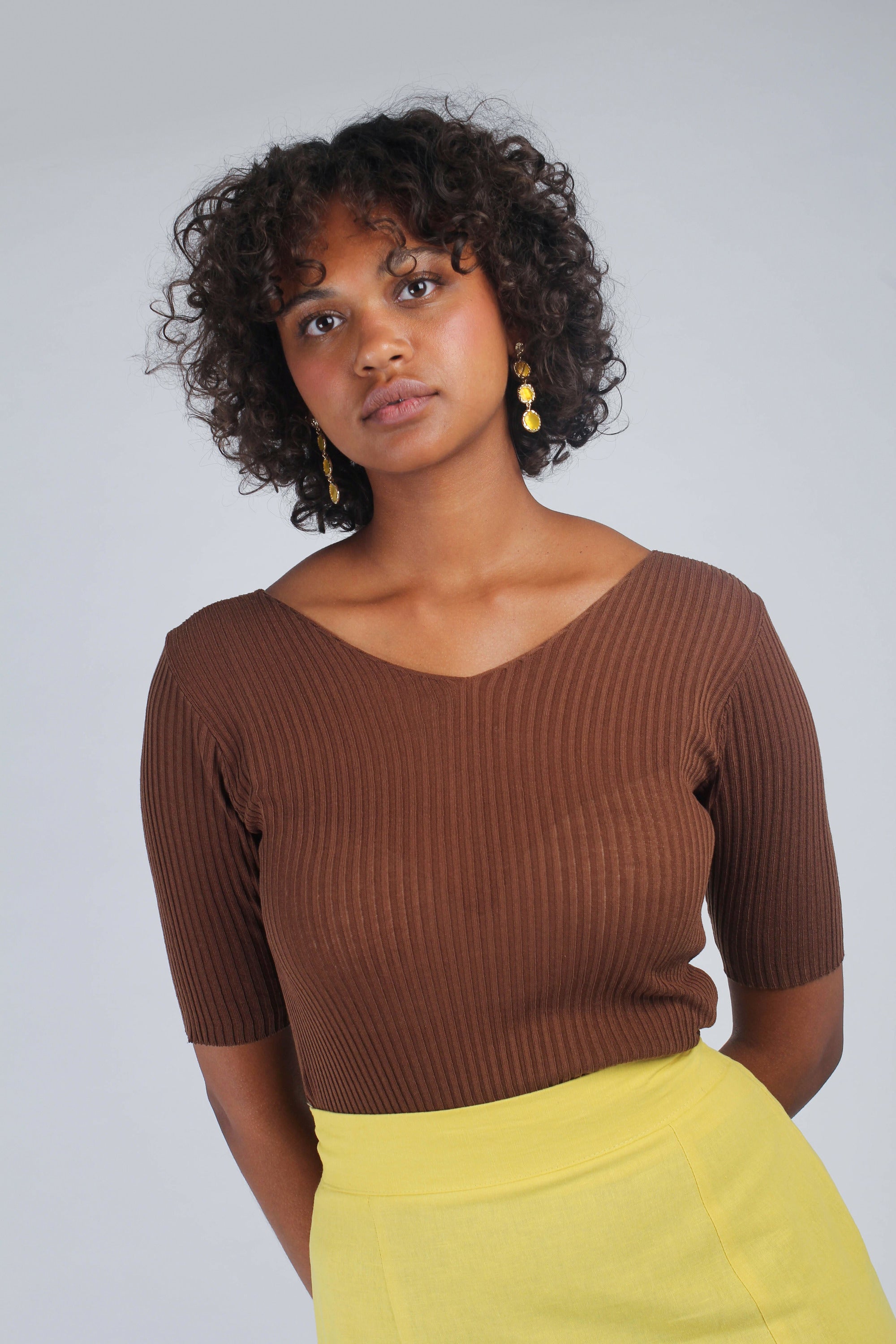 Brown double V-neck ribbed knit tee