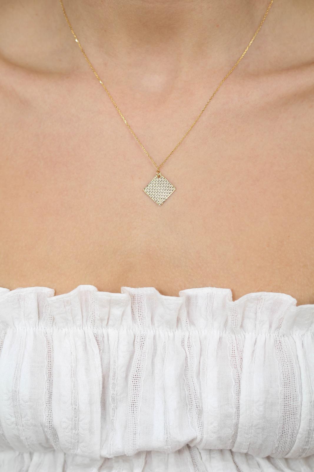 Charm necklace - Gold hammered square pendant