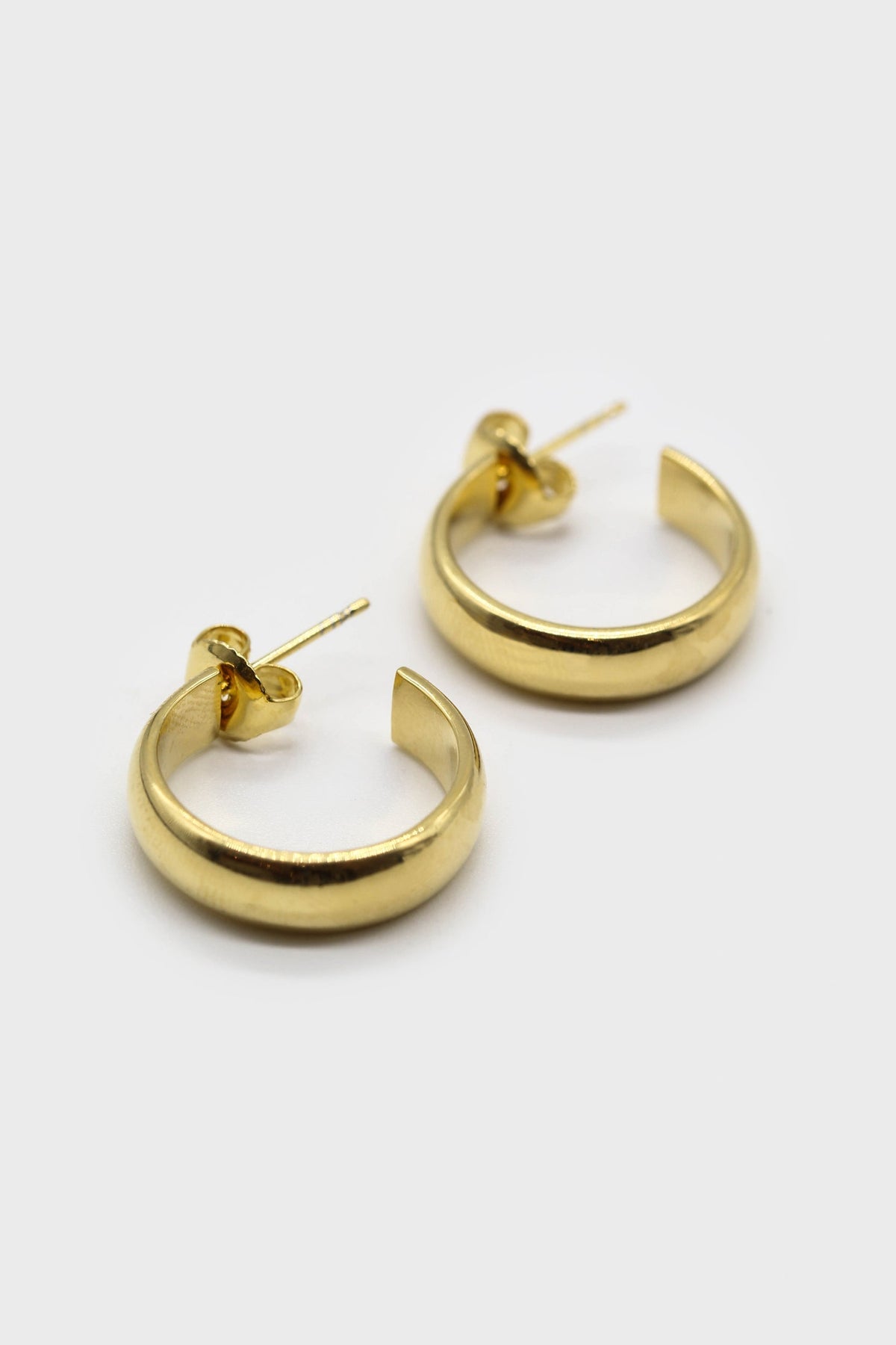 Gold thick hoop glossy earrings - 19mm