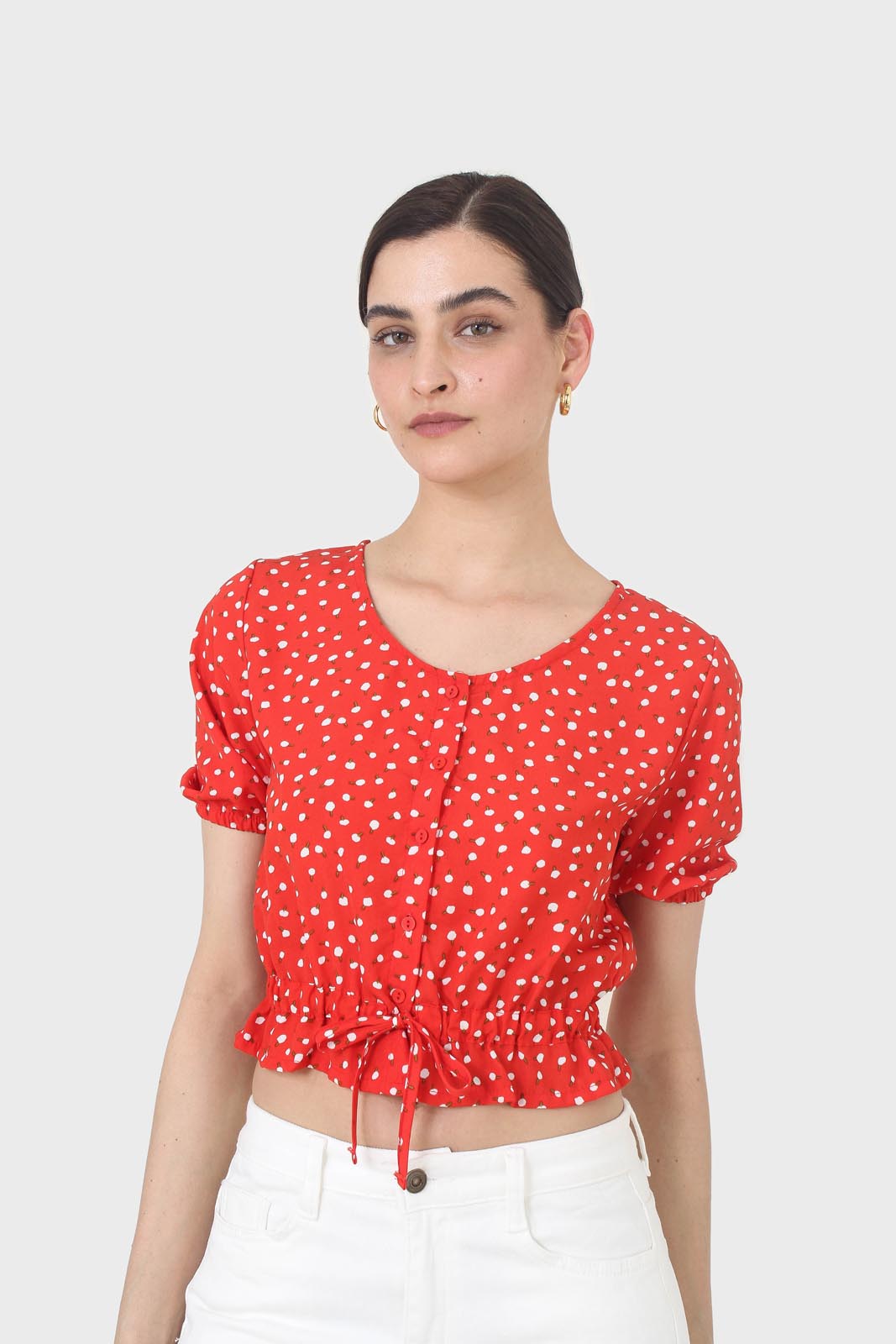 Red and white floral cropped blouse