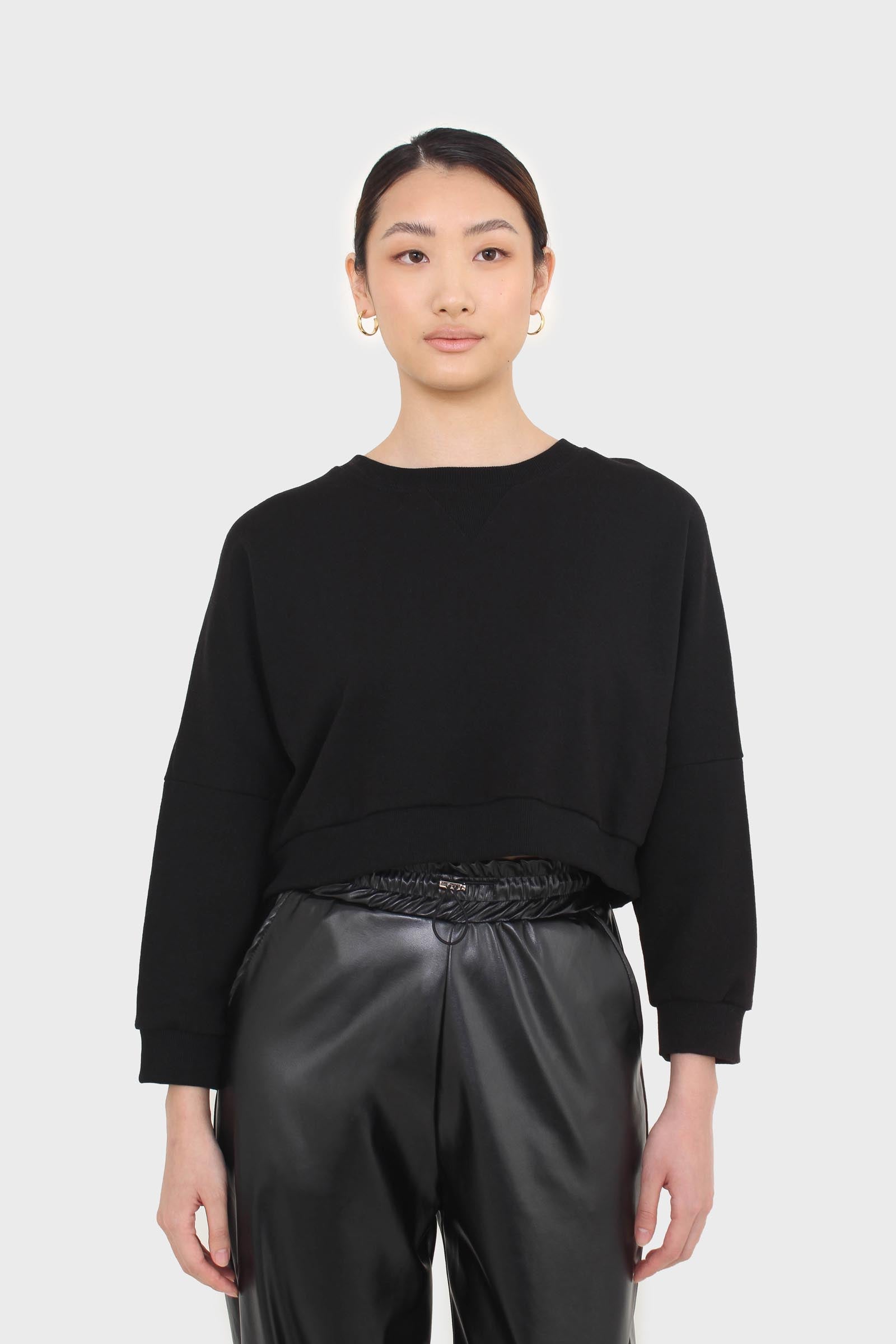Black cropped thick trim sweatshirt