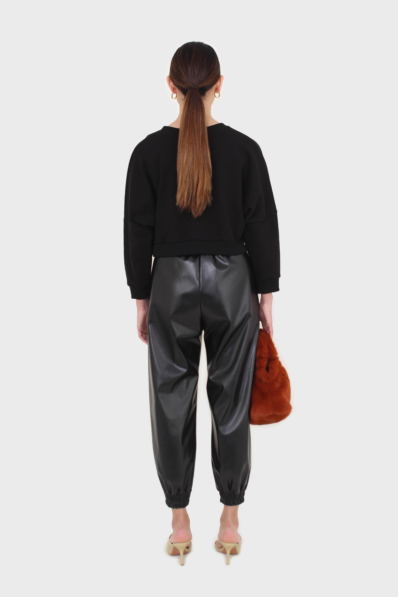 Black cropped thick trim sweatshirt