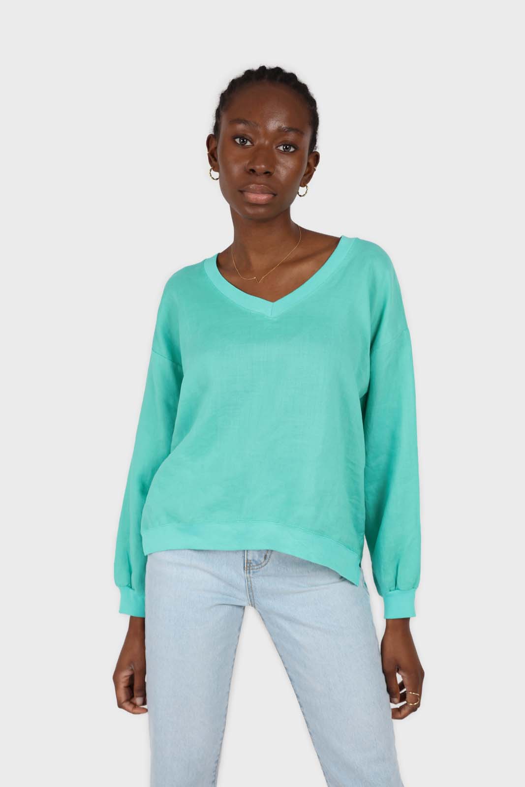 Green V-neck linen long sleeved top