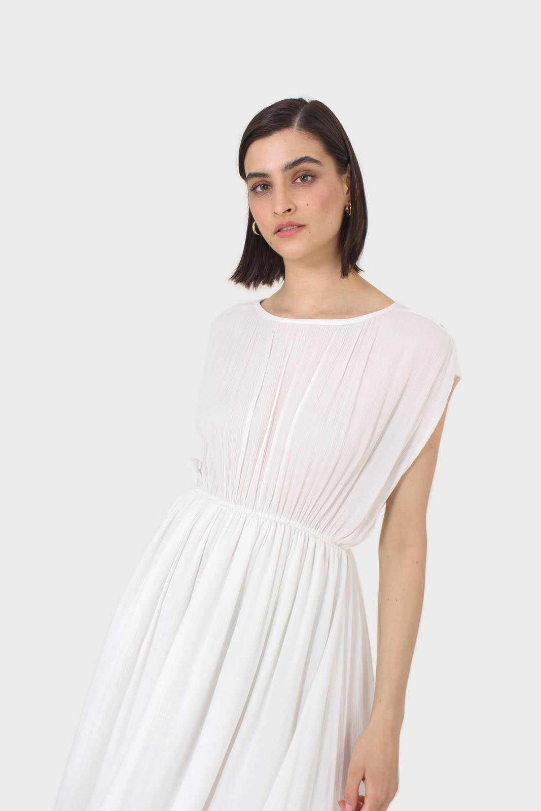 Ivory shirring sleeveless maxi dress