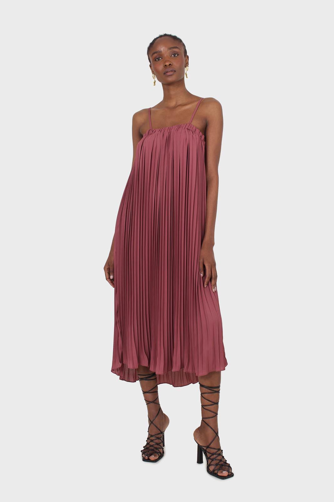 Dusty pink pleated thin strap dress