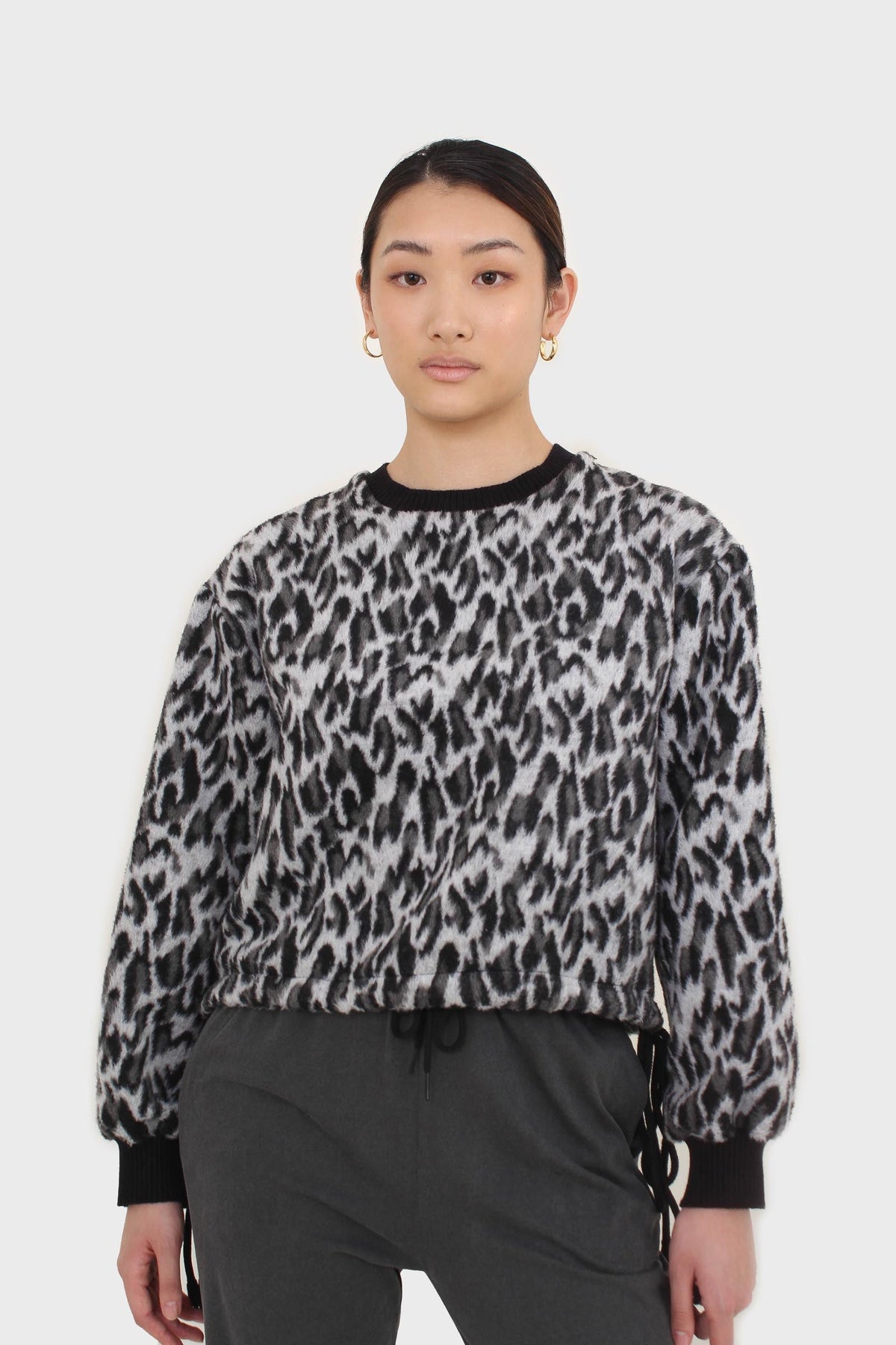 Black leopard brushed string hem sweatshirt