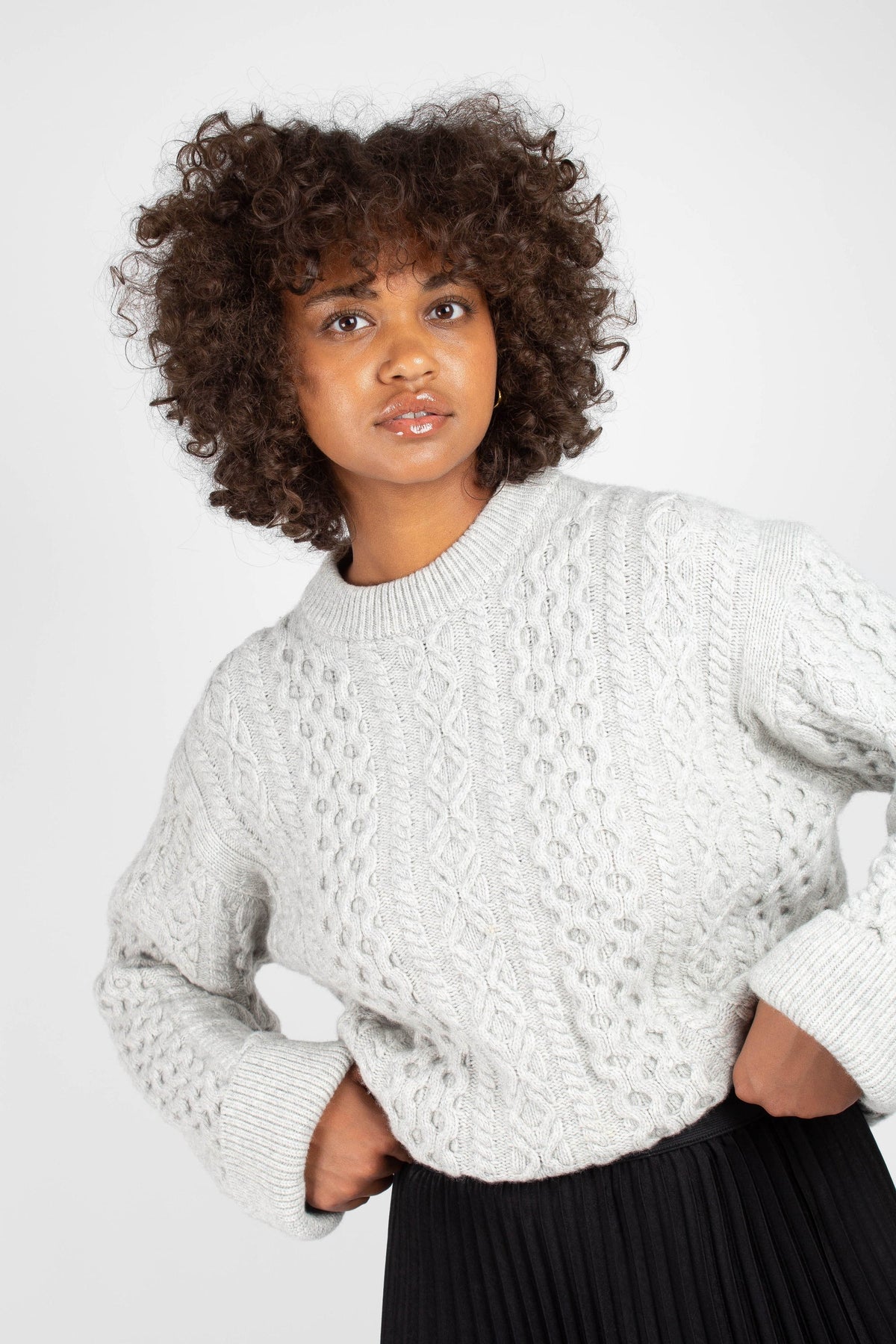 Grey thick wool cableknit jumper