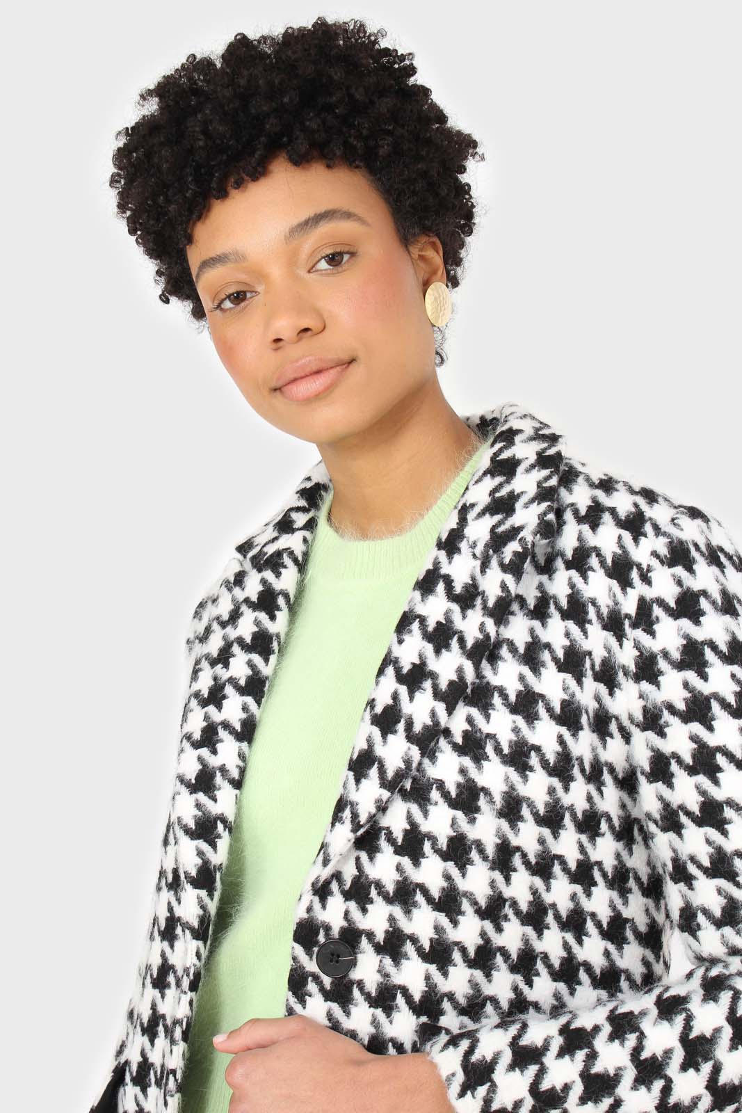 Black and white large houndstooth wool blazer