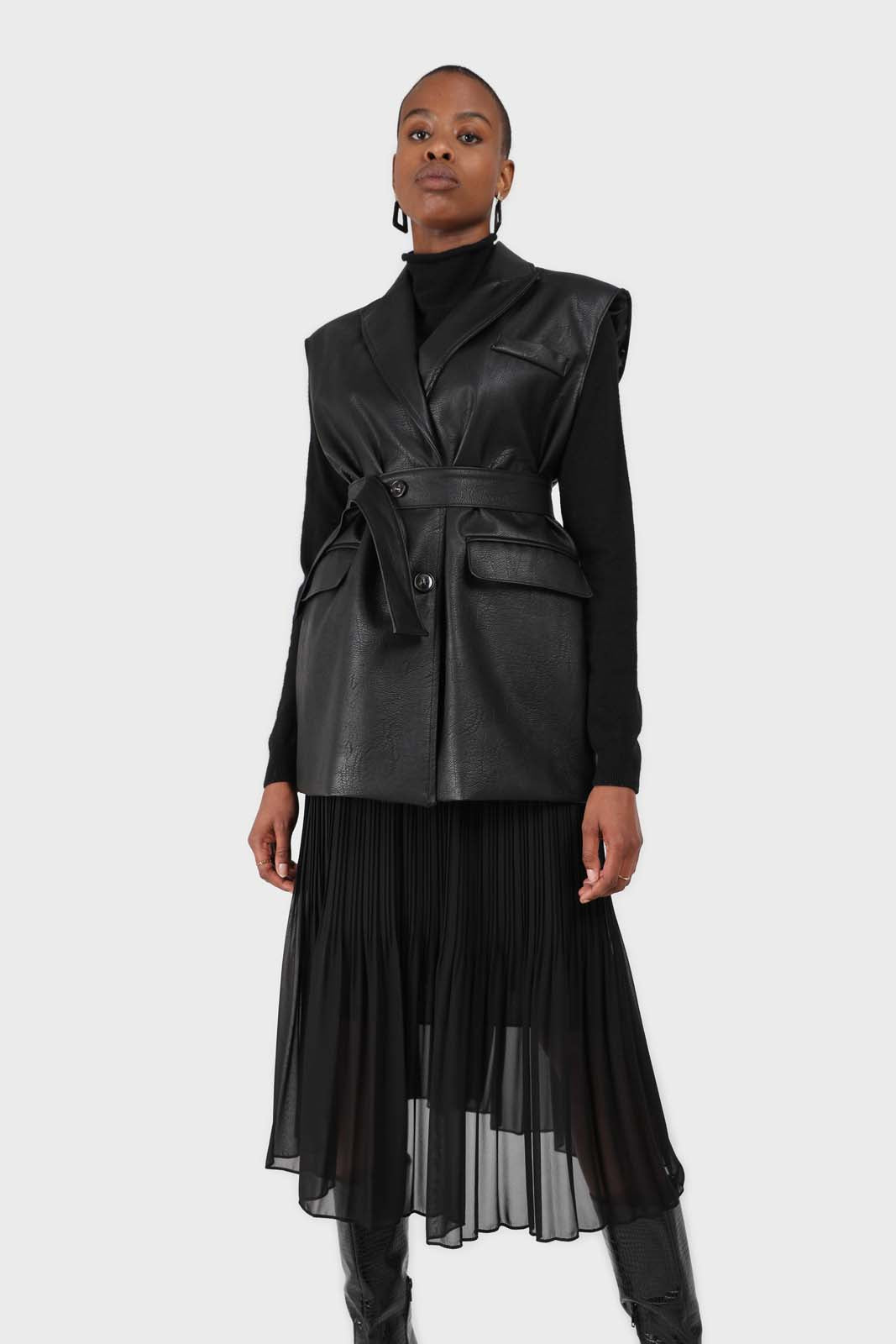Black cashmere-wool blend light weight turtleneck