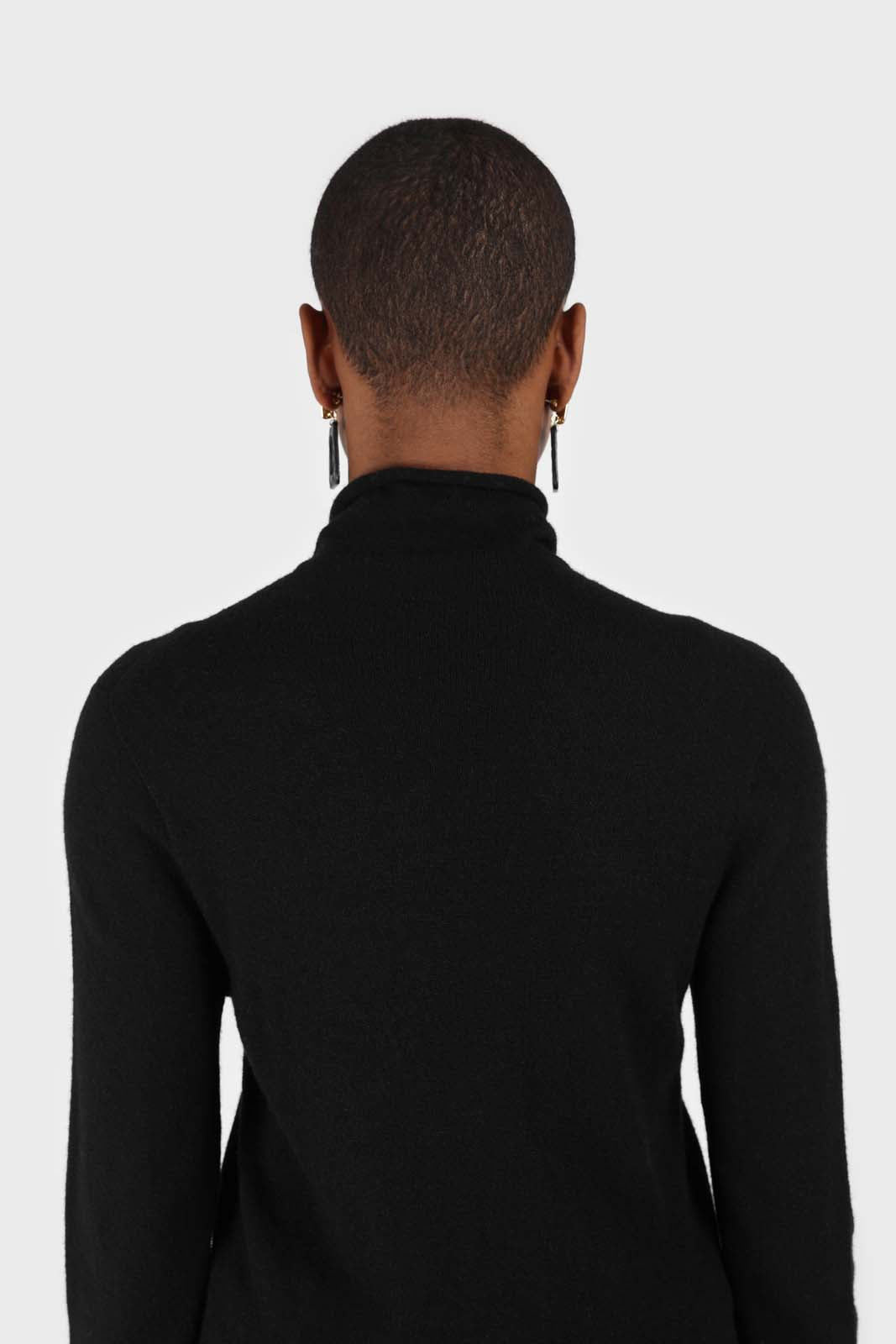 Black cashmere-wool blend light weight turtleneck