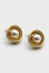 Gold large pearl circle nest earrings