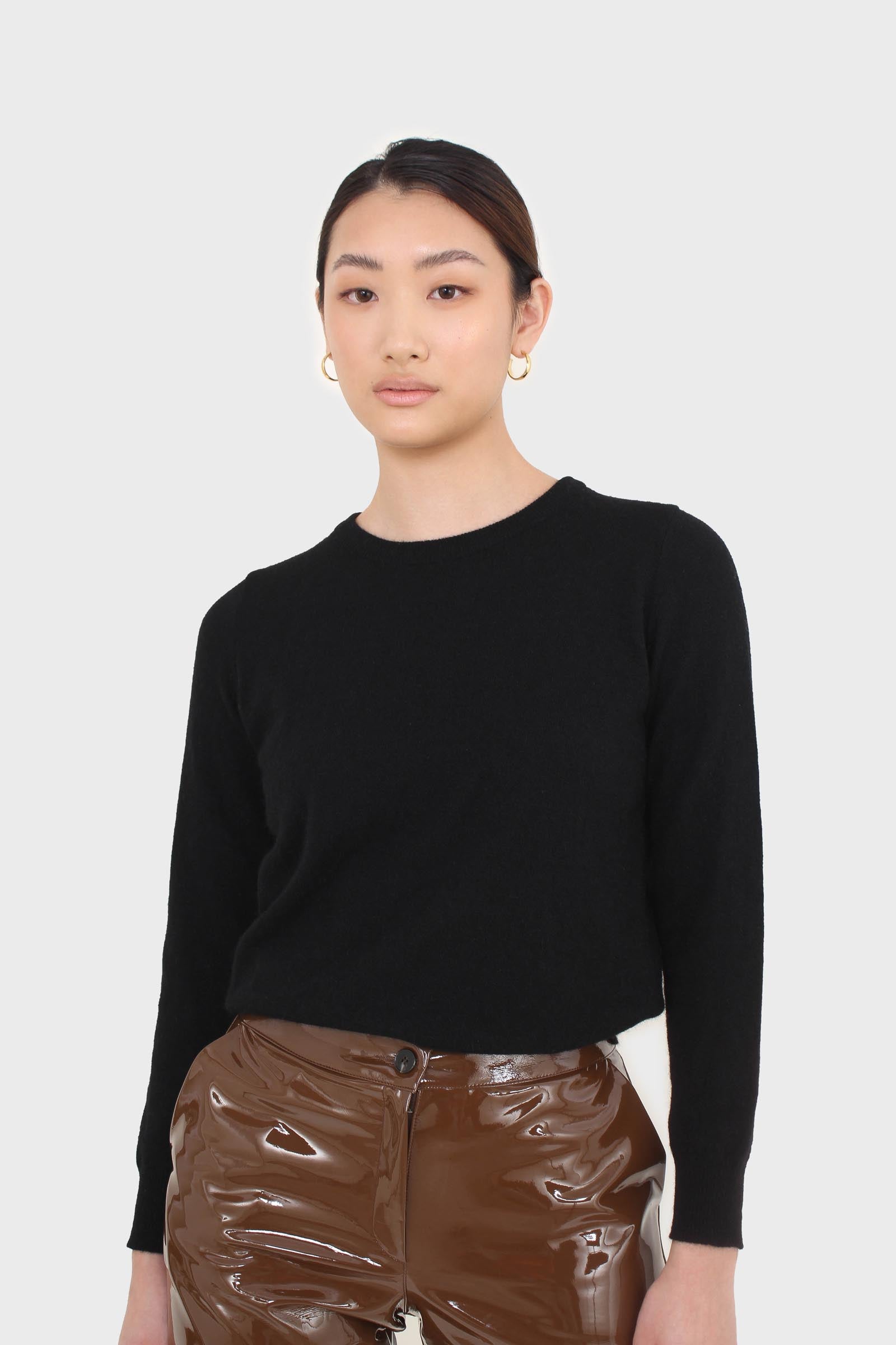Black contrast neck wool fitted jumper