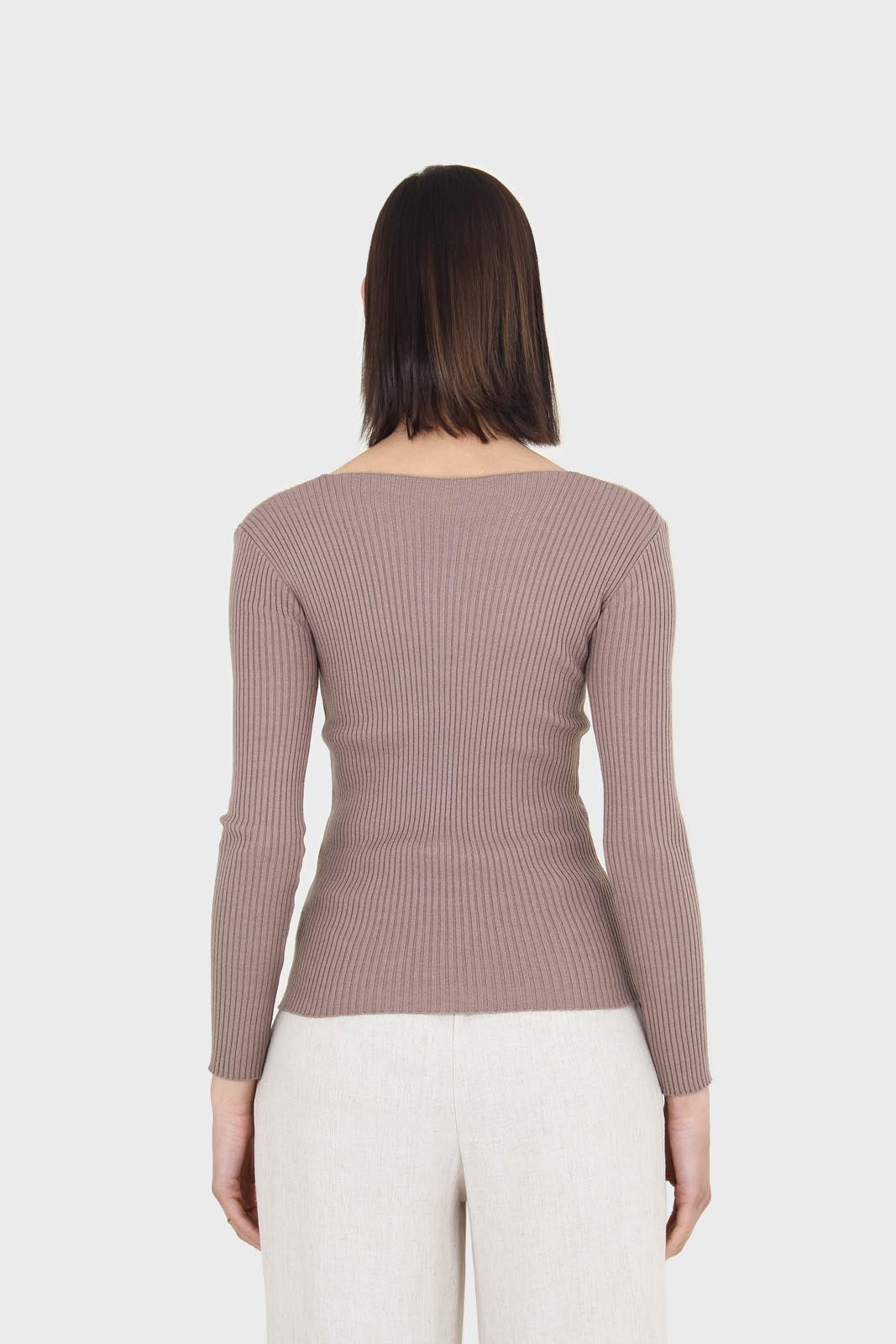 Cocoa V-neck ribbed long sleeved knit top