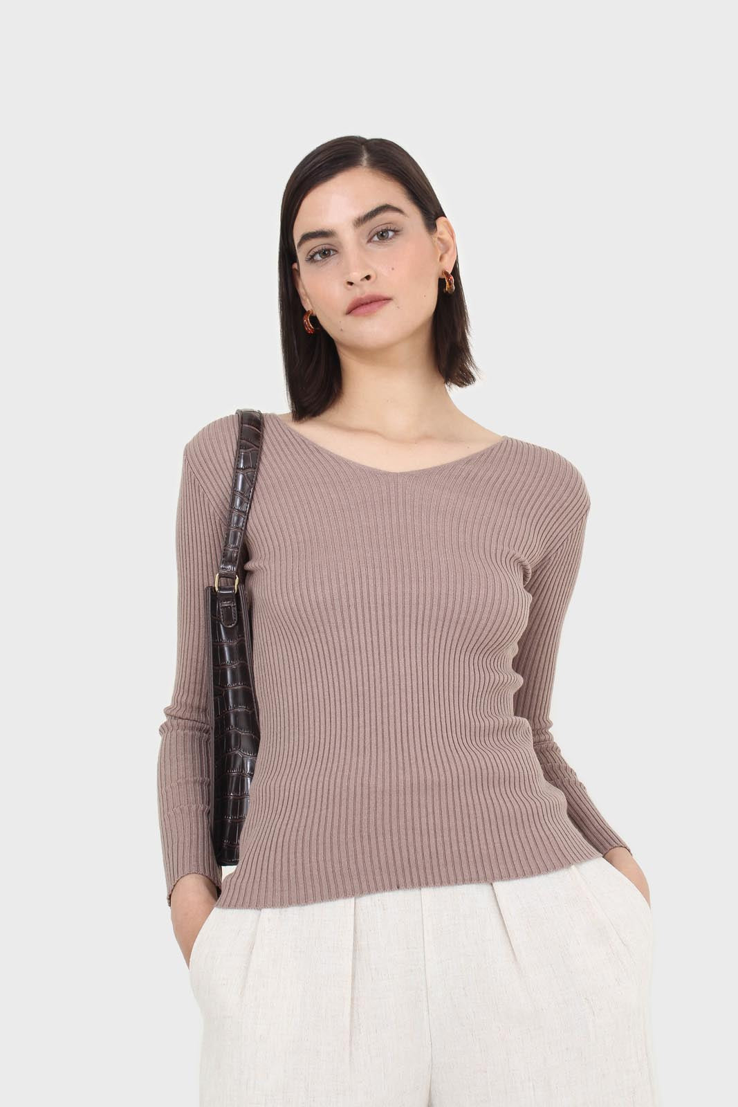 Cocoa V-neck ribbed long sleeved knit top