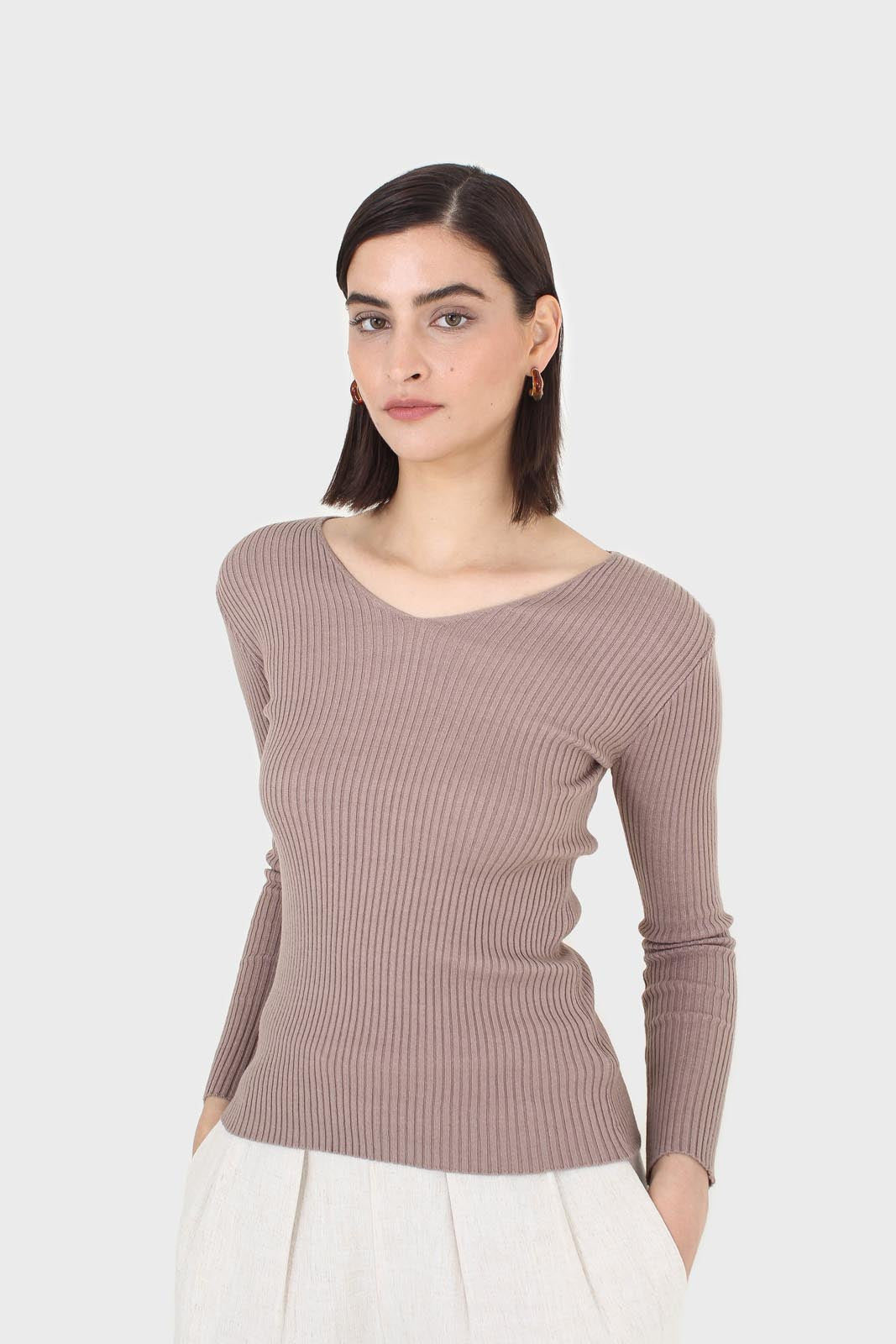 Cocoa V-neck ribbed long sleeved knit top