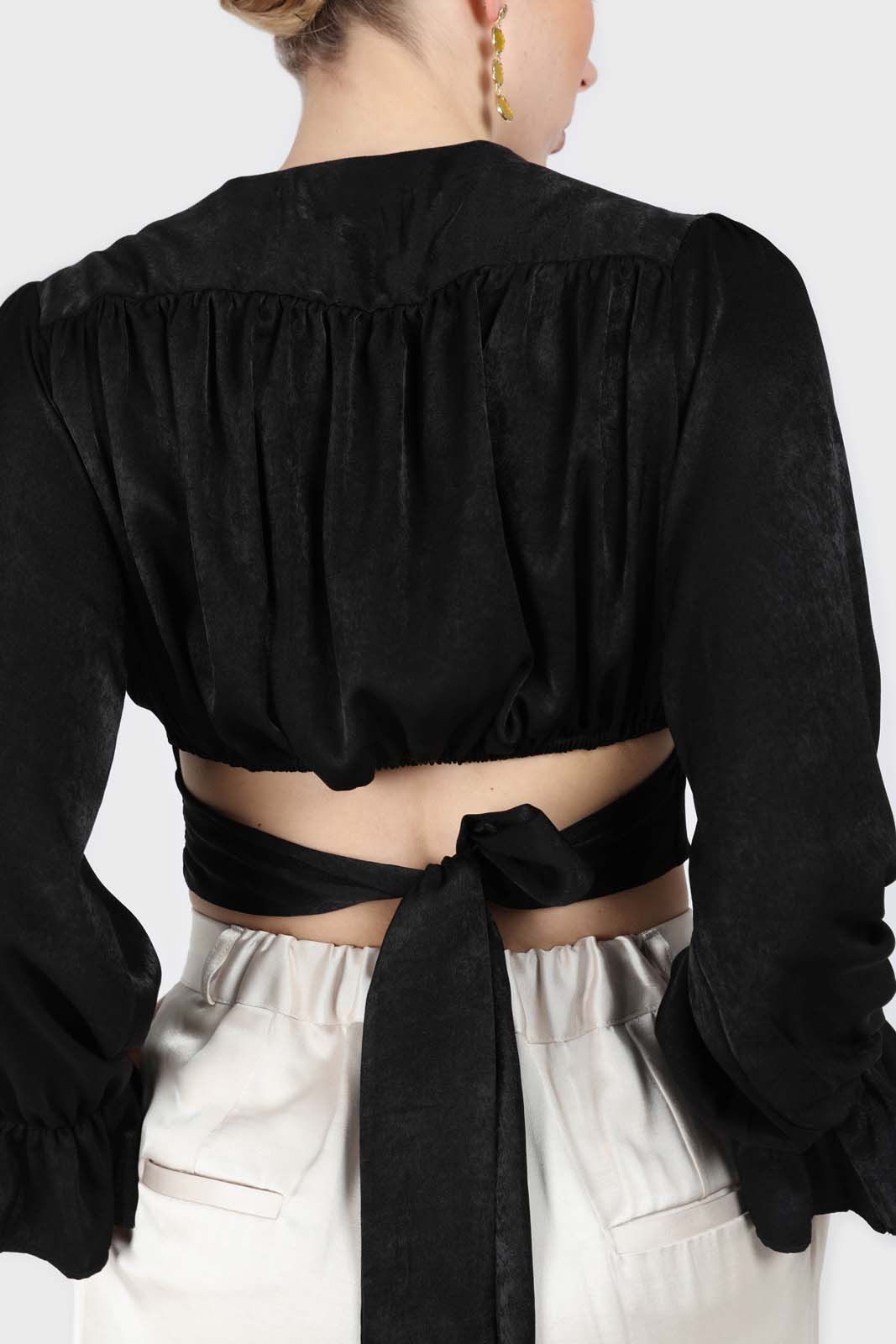 Black deep V tie back cropped long sleeve blouse
