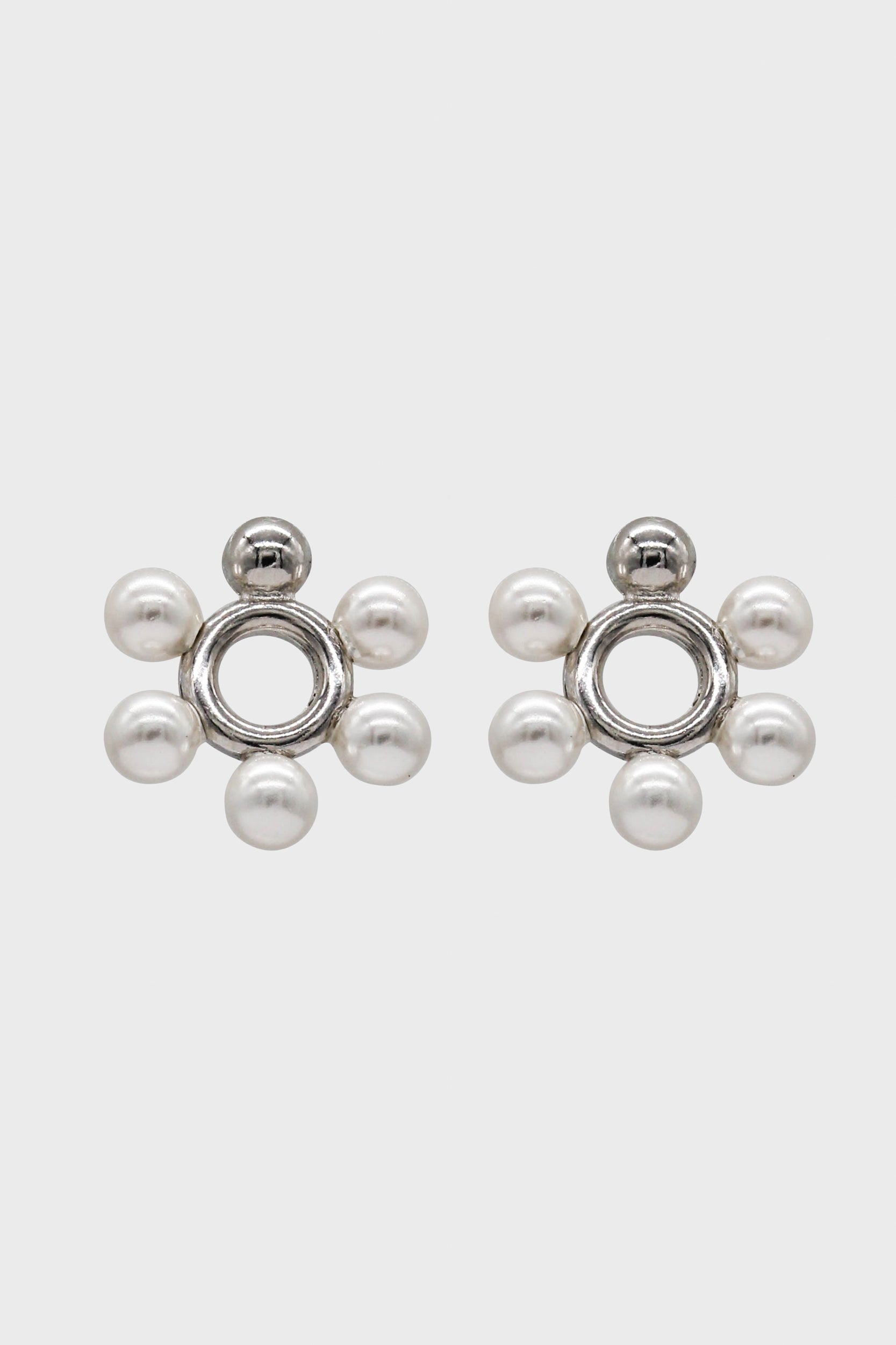 Silver pearl flower earrings