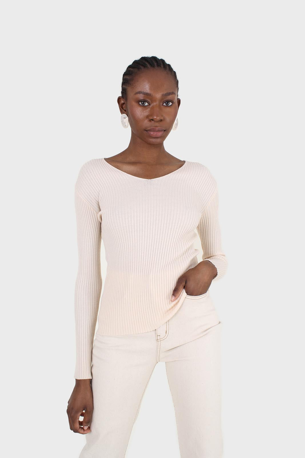 Cream V-neck ribbed long sleeved knit top