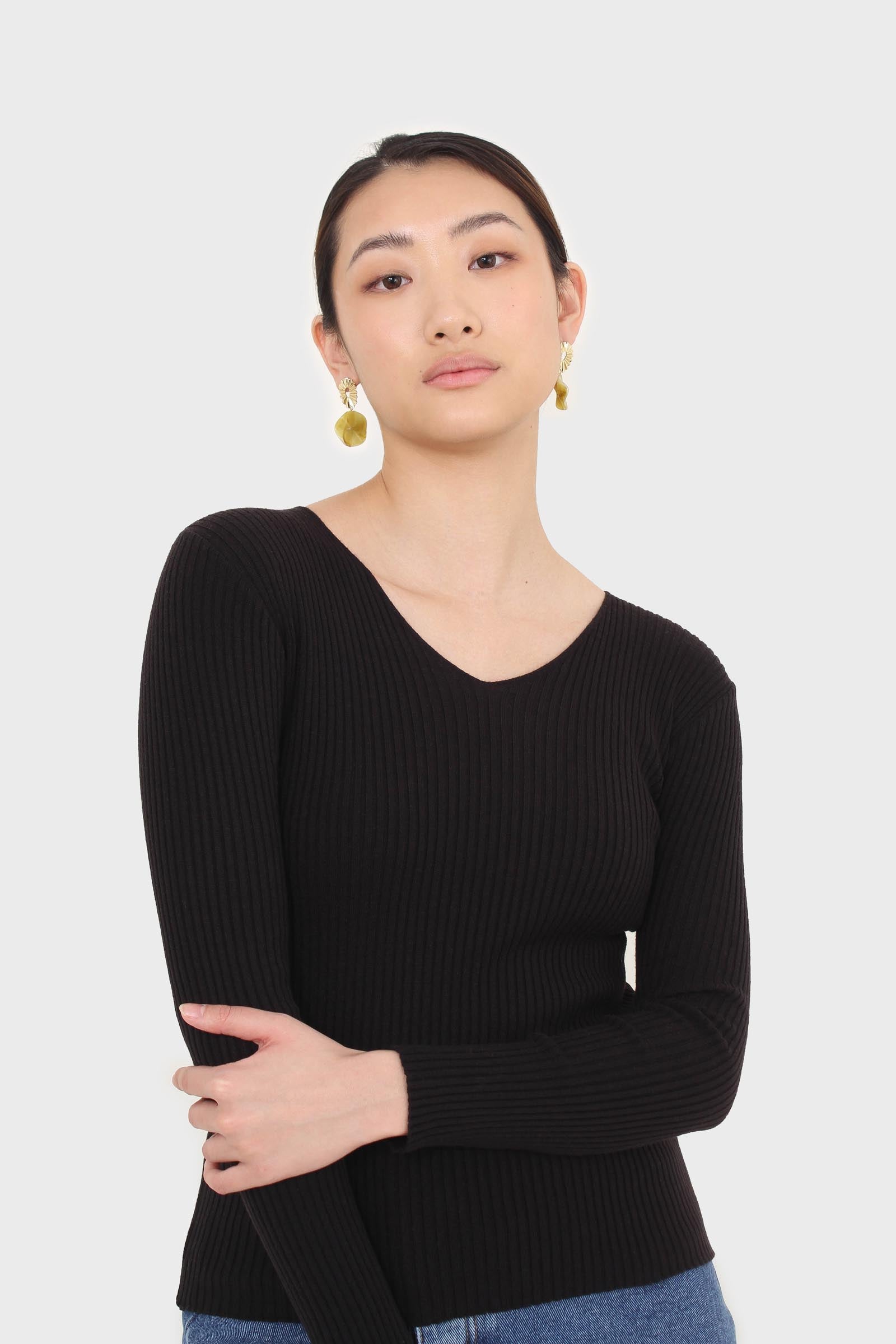 Black V-neck ribbed long sleeved knit top