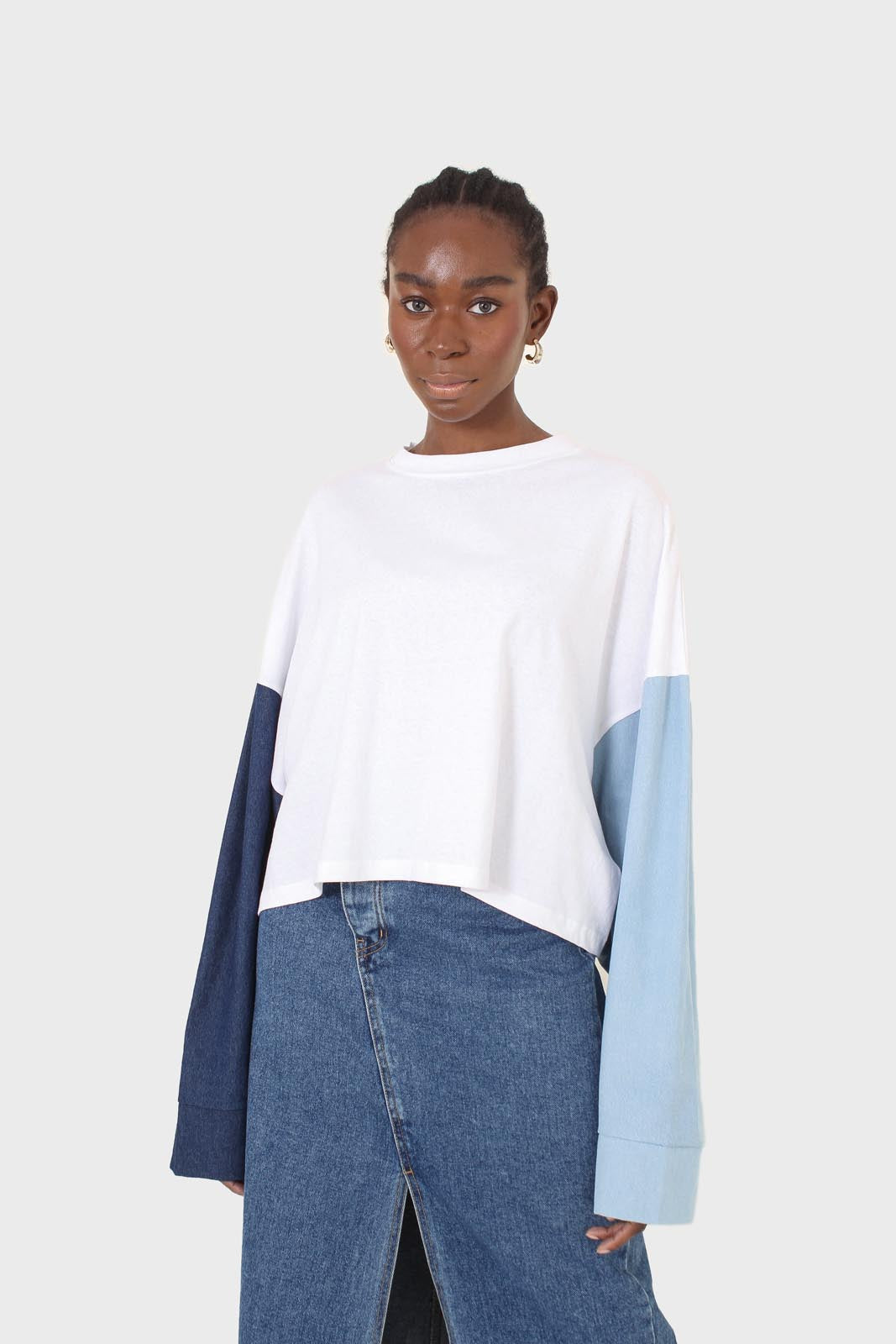 White denim colour block sleeve cropped top