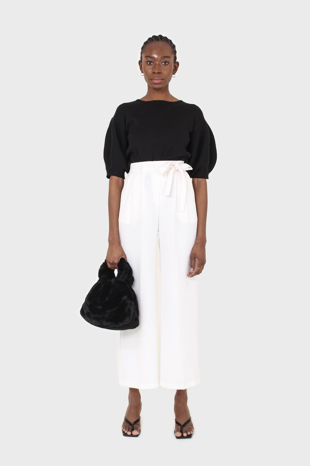 Black short balloon sleeved jumper