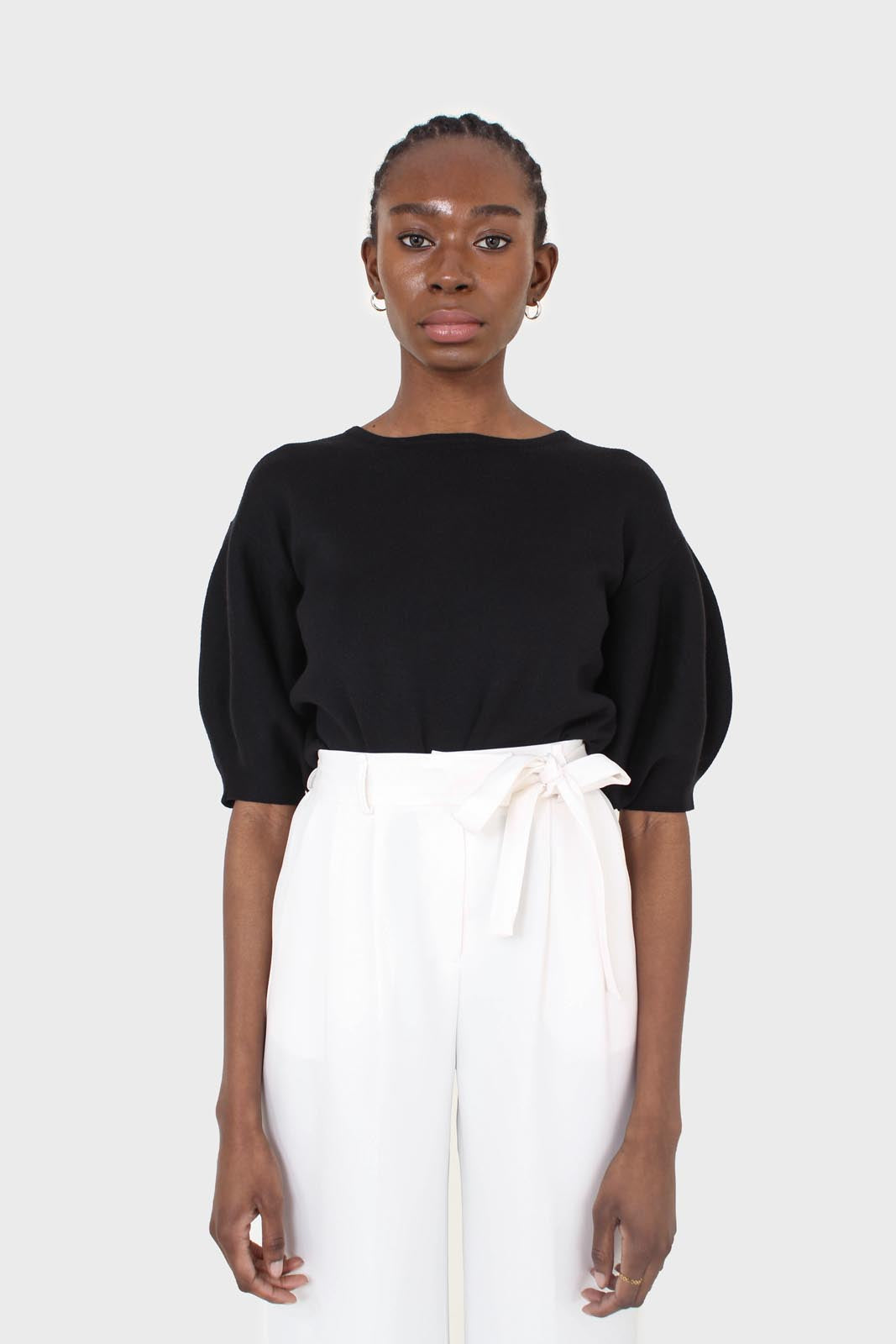 Black short balloon sleeved jumper