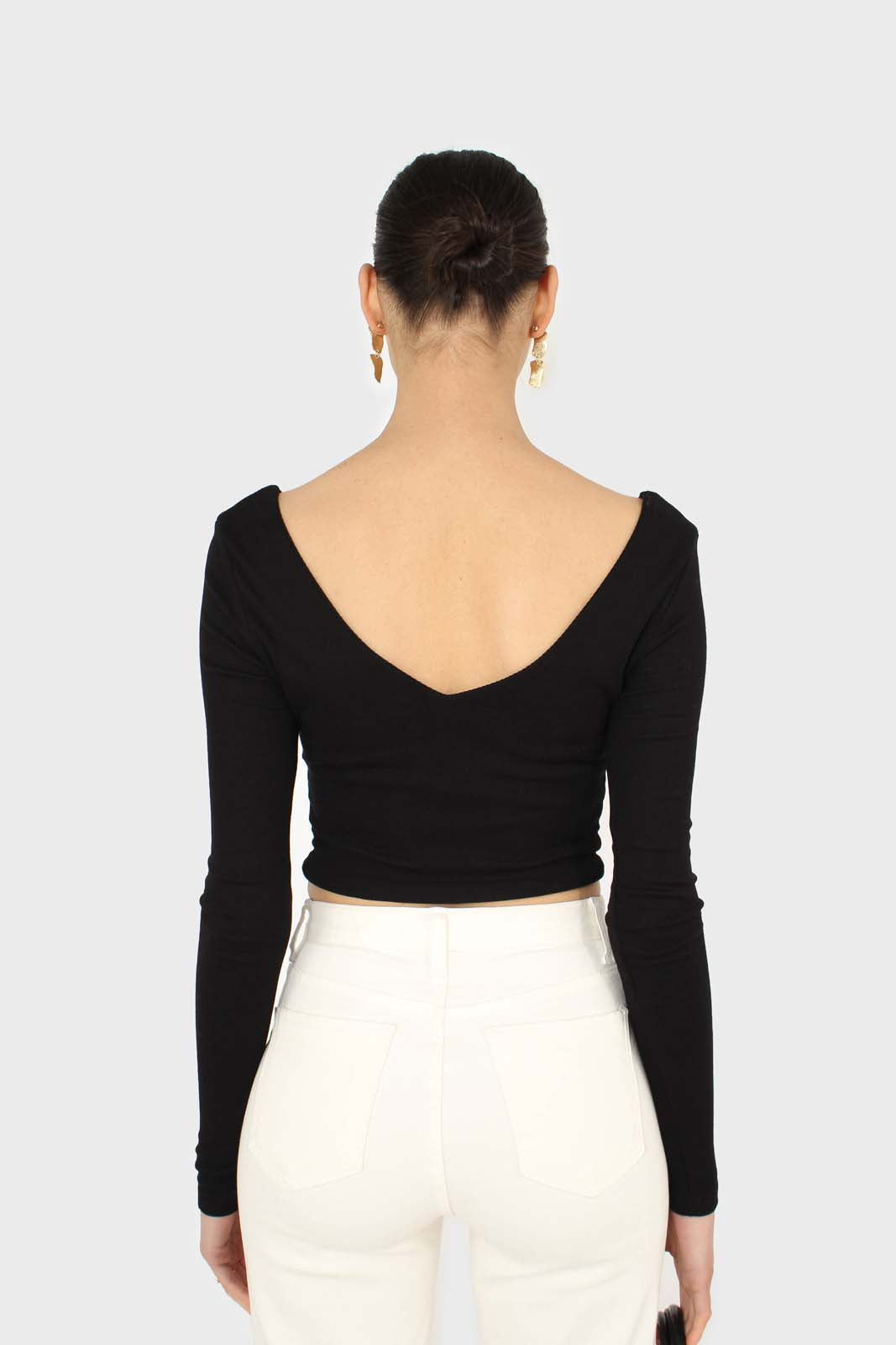Black twist front long sleeve crop top